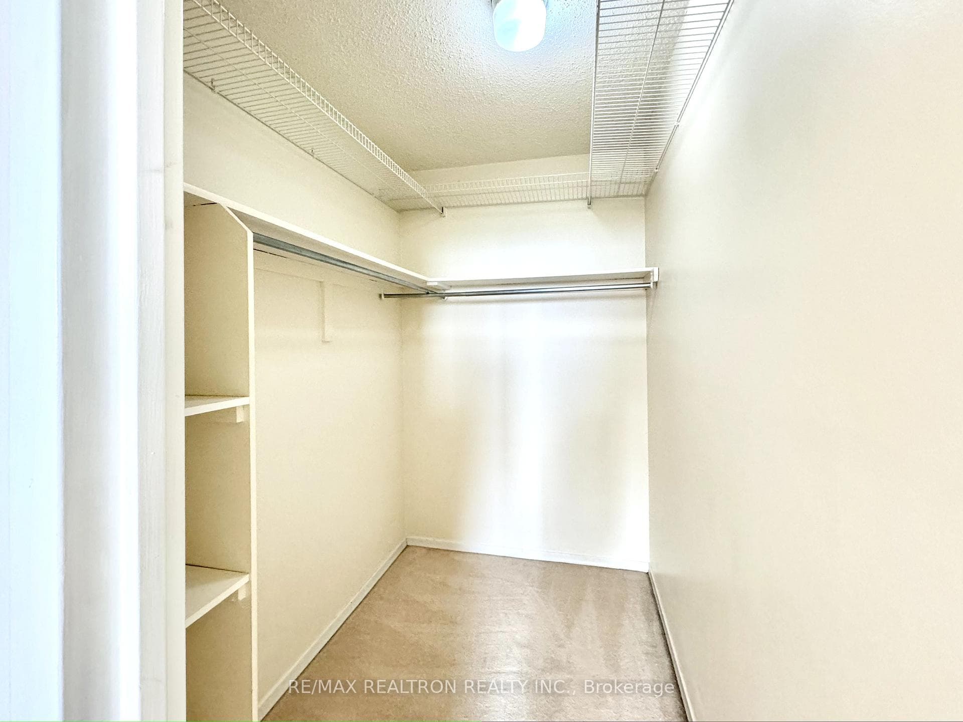 75 Bamburgh Circle Unit 1228 photo 30