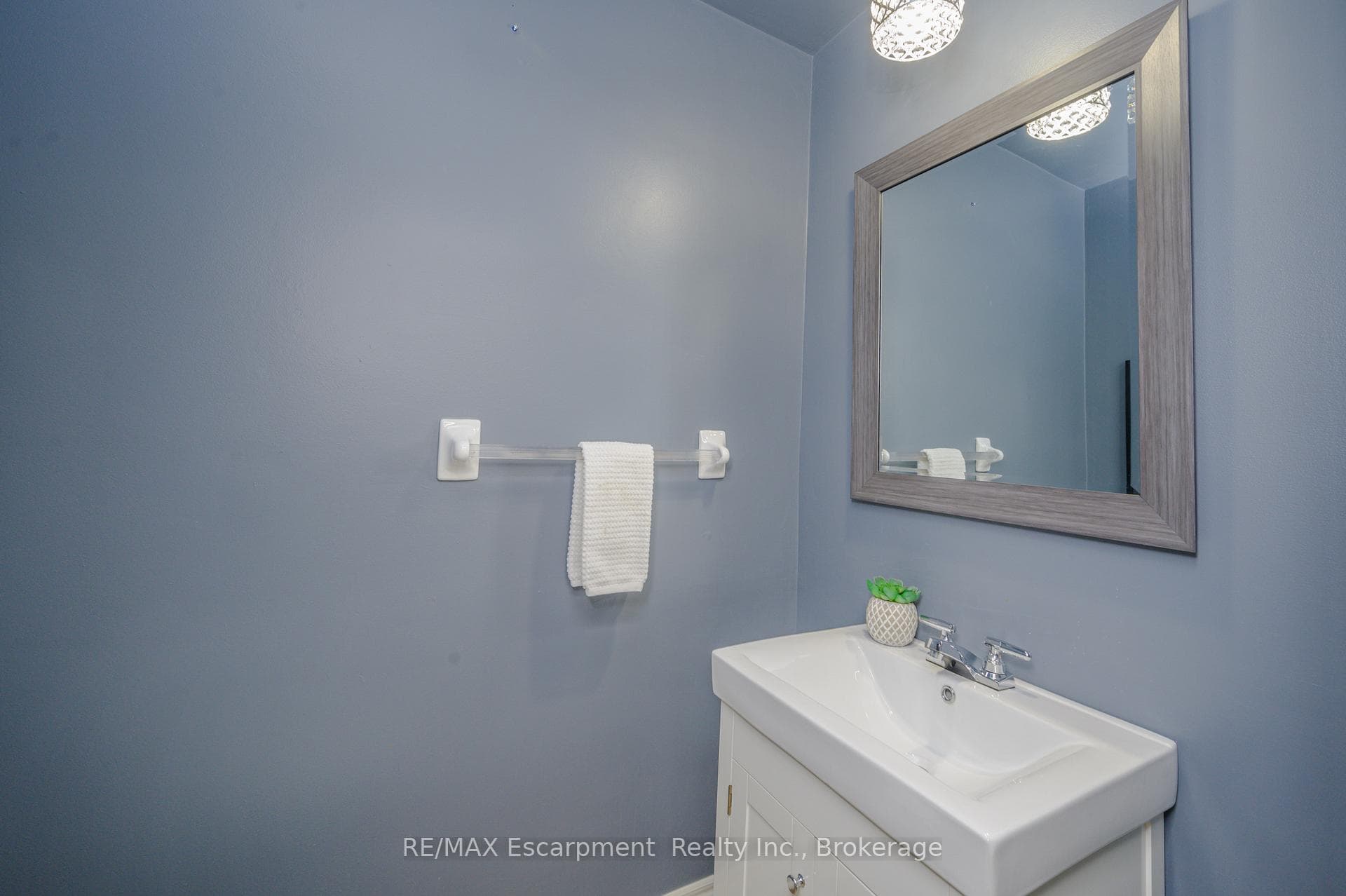 755 Hyde Road photo 14