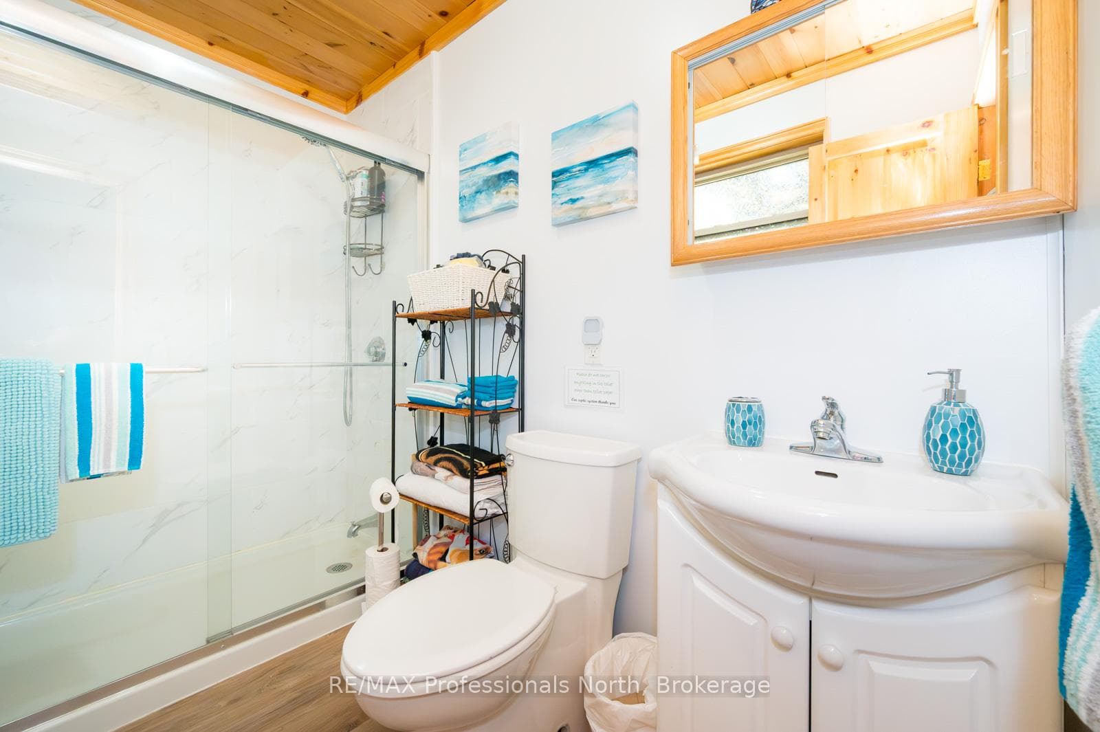 255 Cedar Lane photo 9