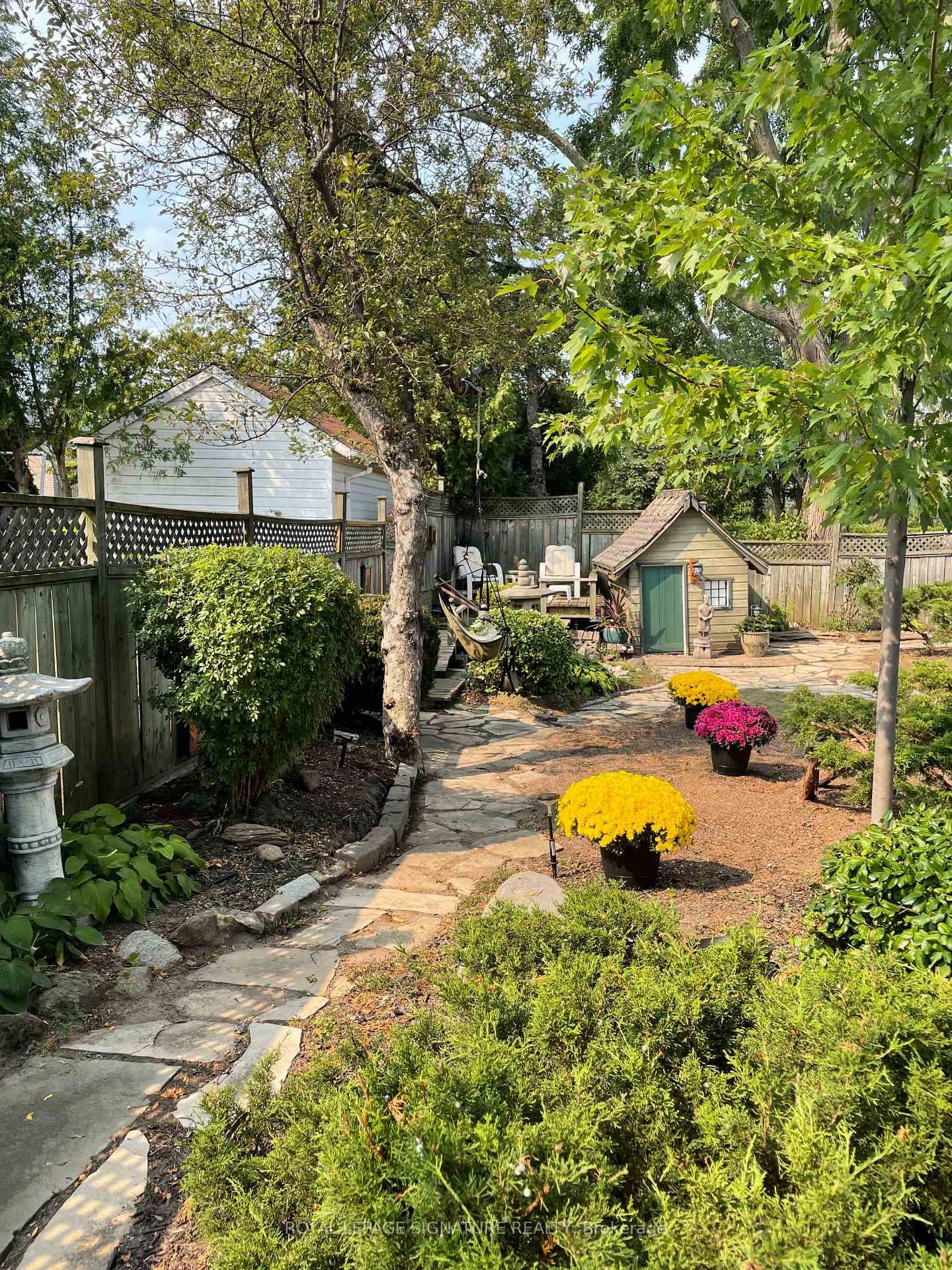 6 Griselda Crescent photo 30