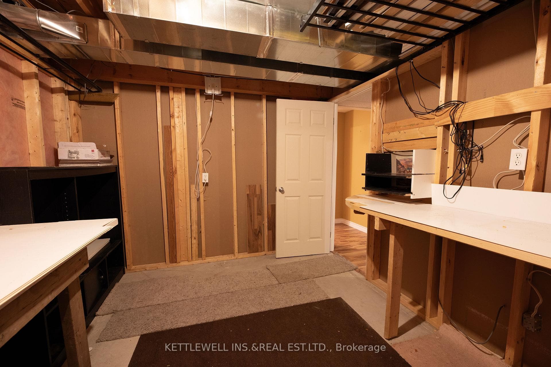 163 Maitland Street photo 17