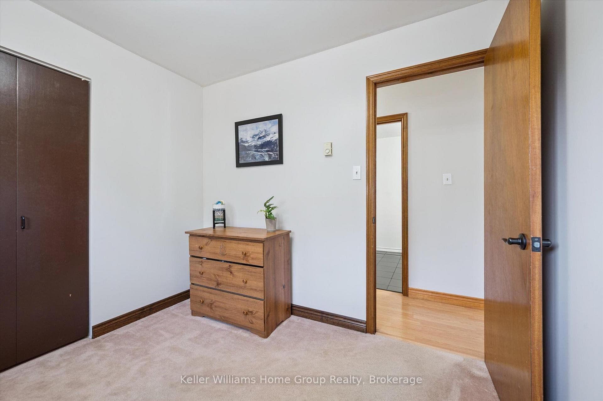 230 Gordon Street photo 22