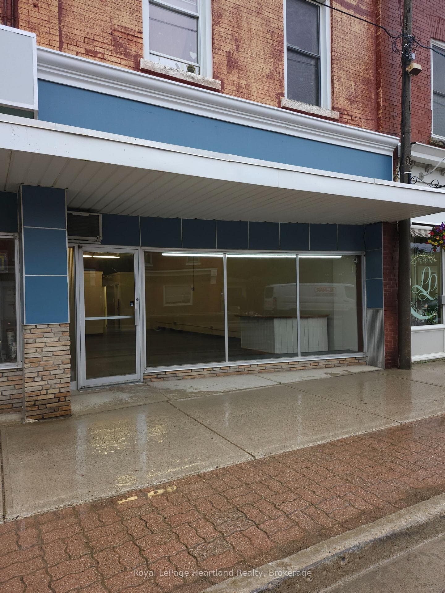404 Queen Street photo 1