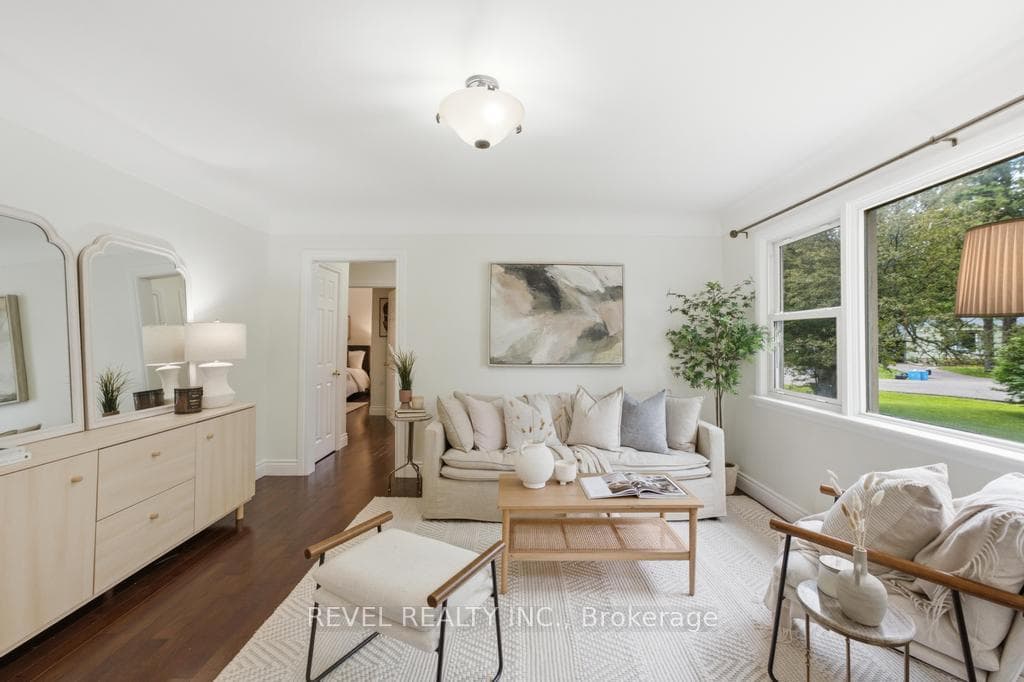 16 Carrington Court photo 6