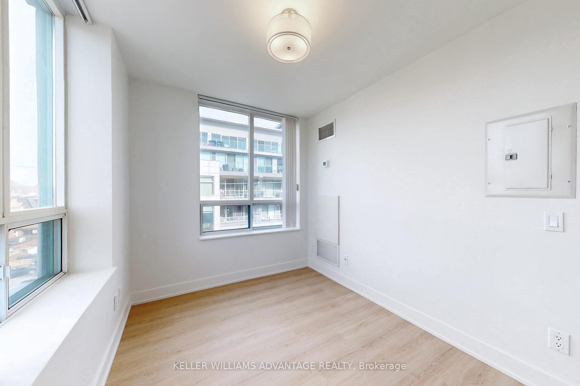 1863 Queen Street Unit 405 photo 24