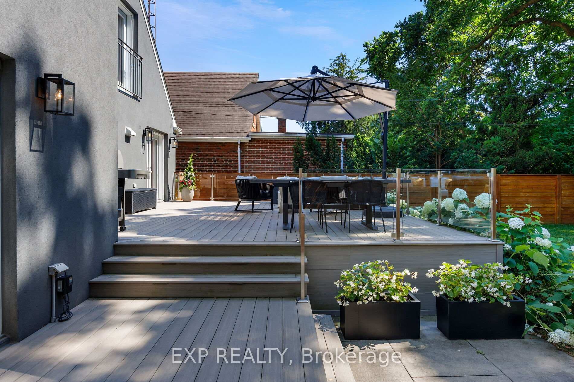 870 Royal York Road photo 20