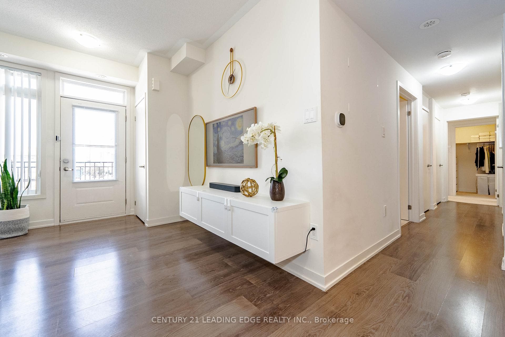 50 Orchid Place Drive Unit 14 photo 10