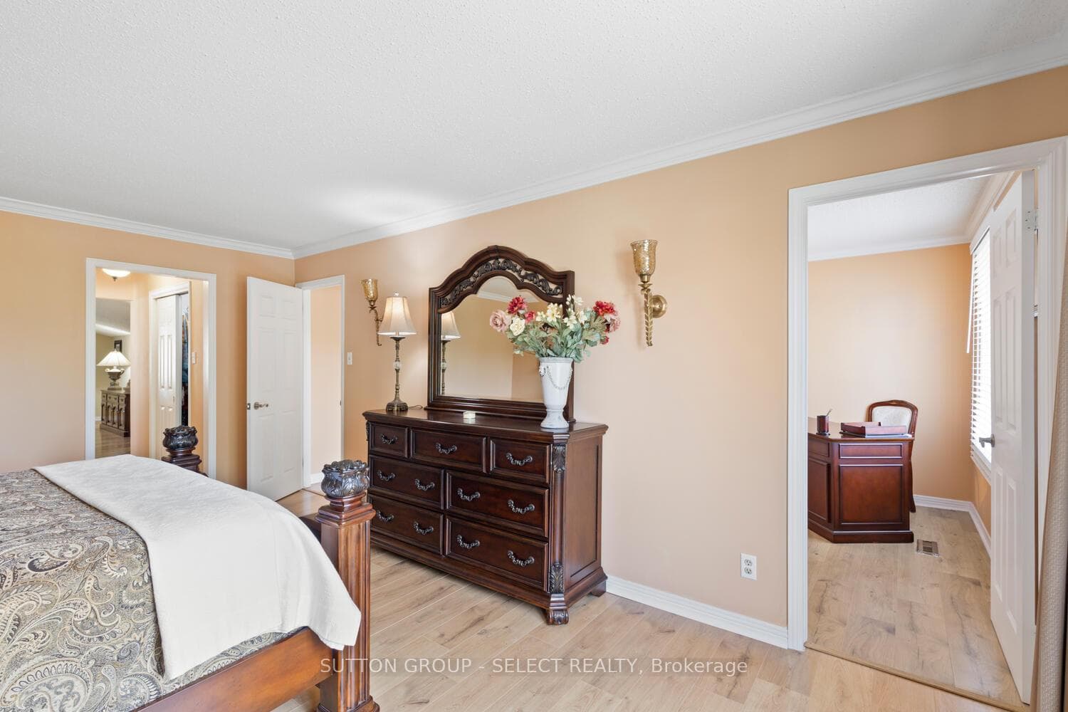 487 Jeffreybrook Close photo 19
