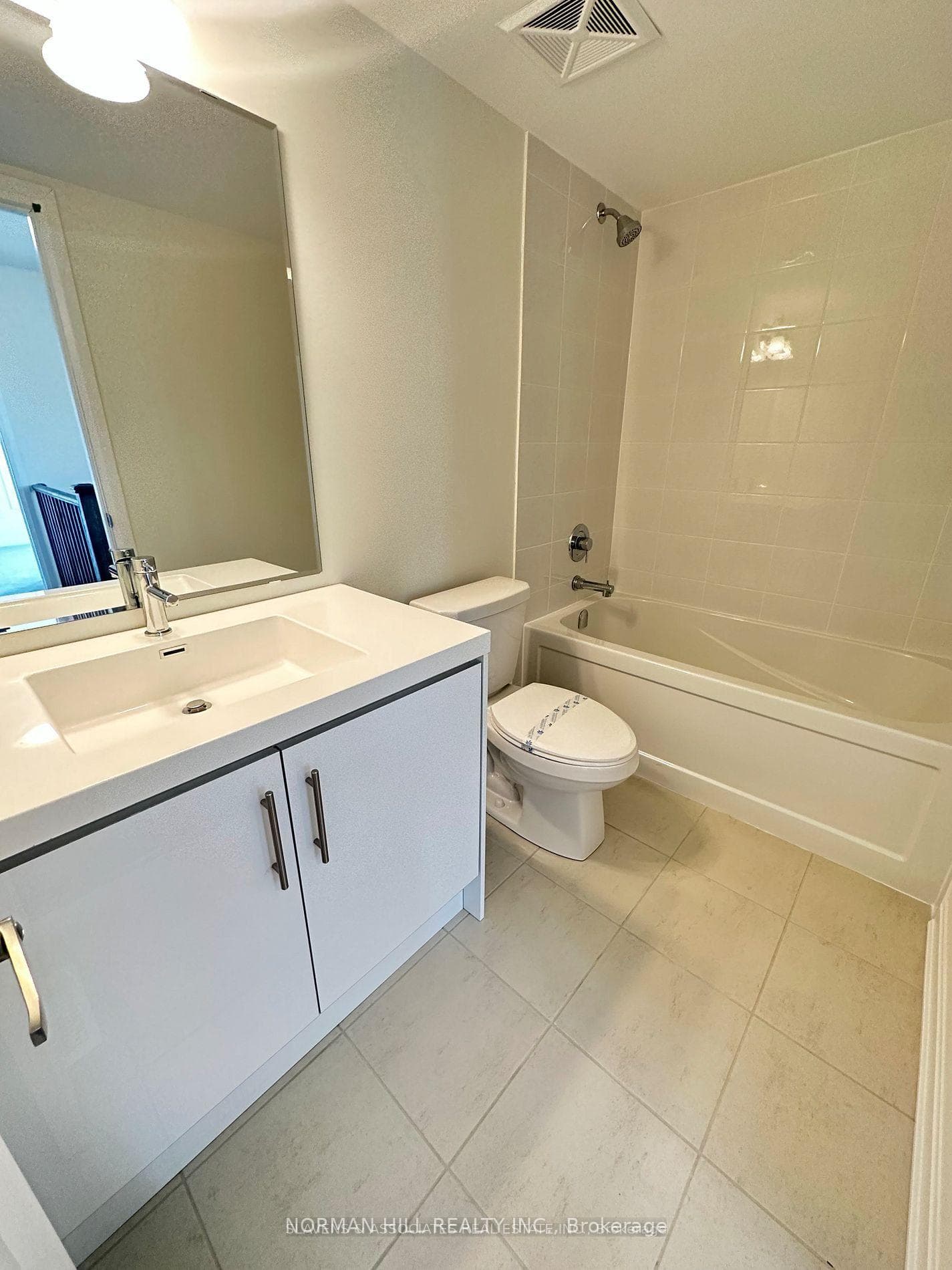 1081 Danforth Road Unit 124 photo 9