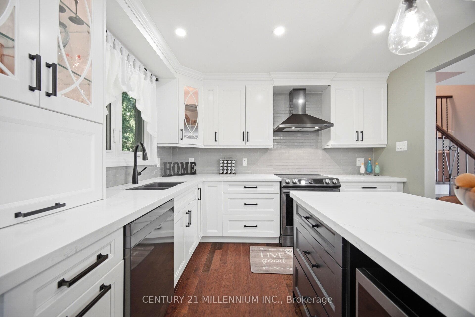 407 Chantenay Drive photo 20