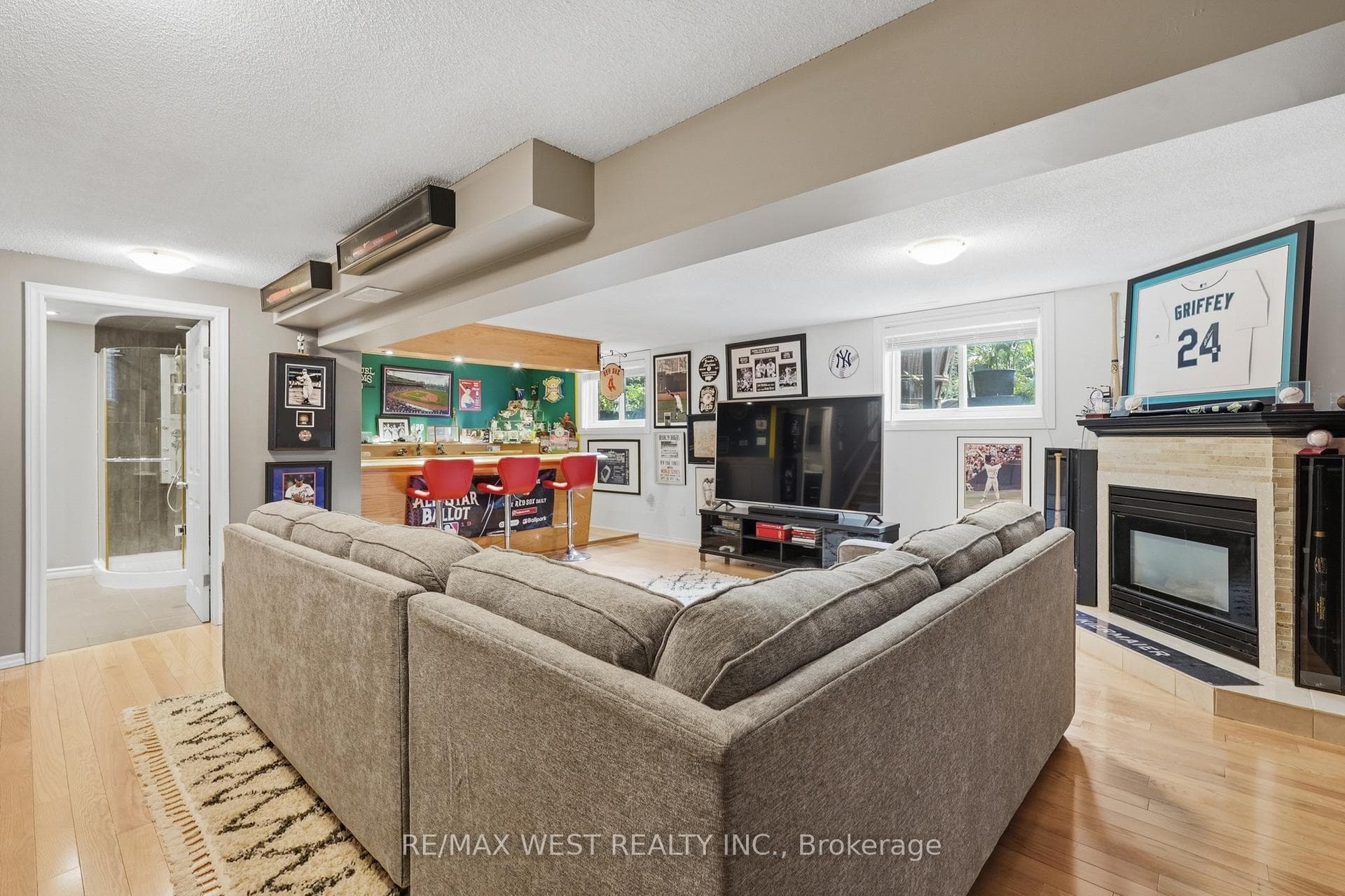 515 Berkindale Drive photo 16