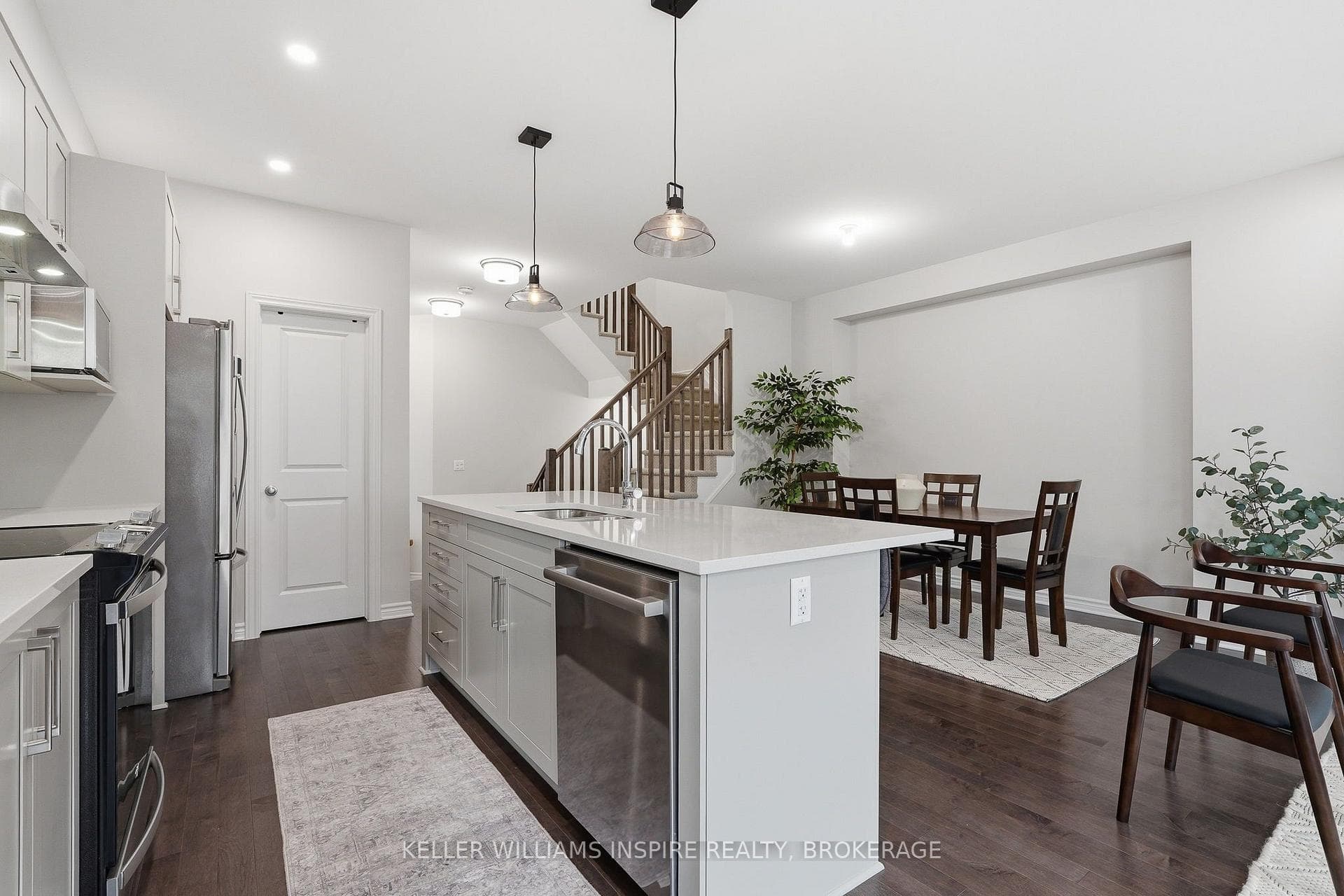 2365 Goldhawk Drive photo 16
