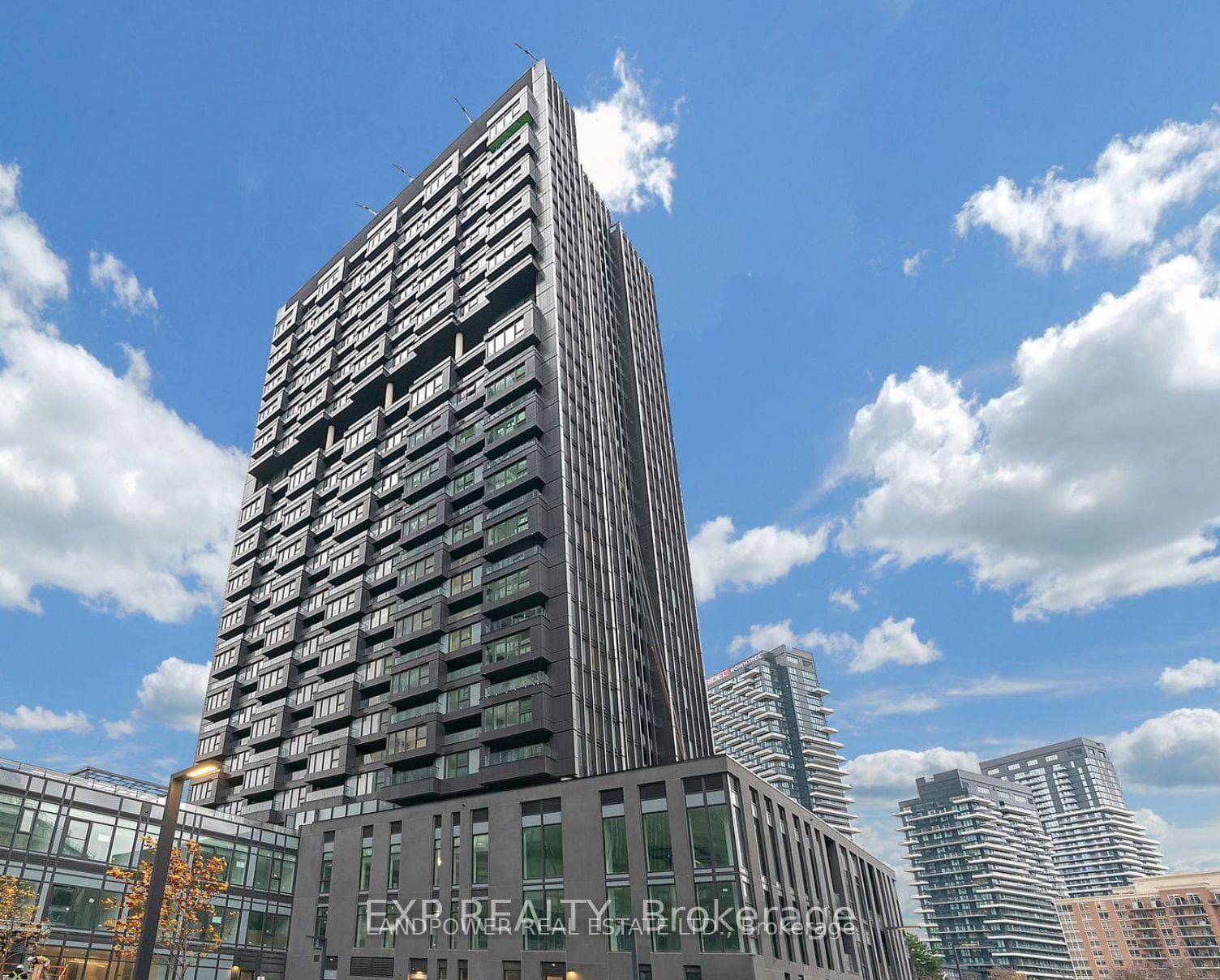 1 Quarrington Lane Unit 817 photo 19