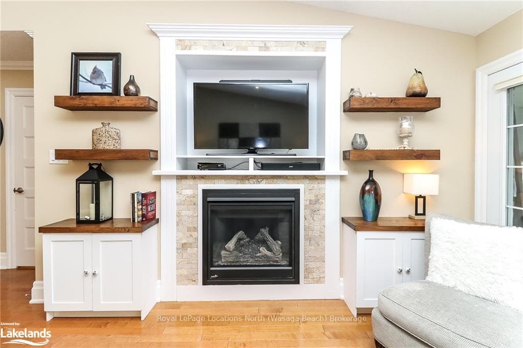 35 CHESTNUT Lane photo 29