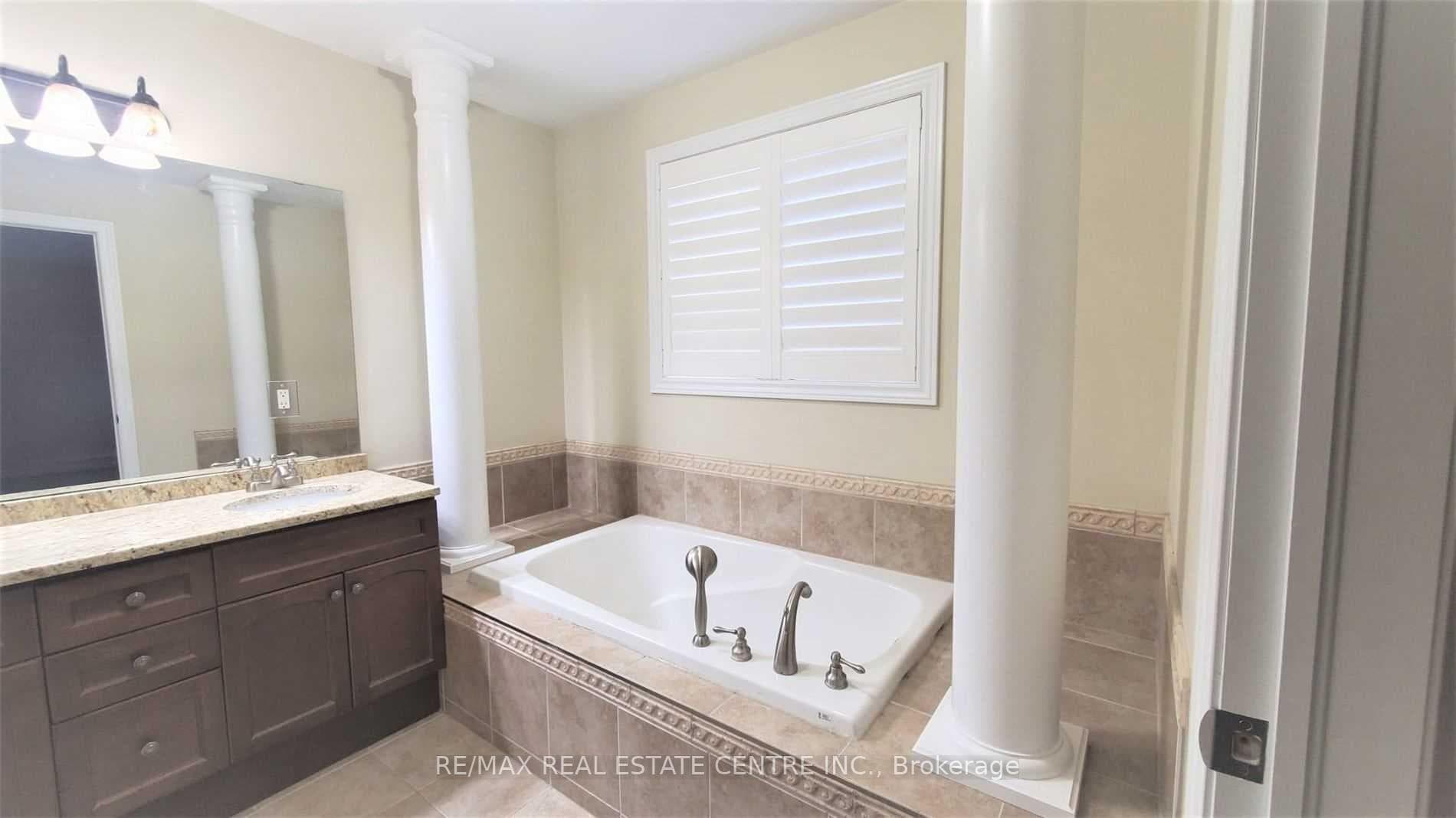 15 Sasha Court Unit (Upper Portion) photo 21