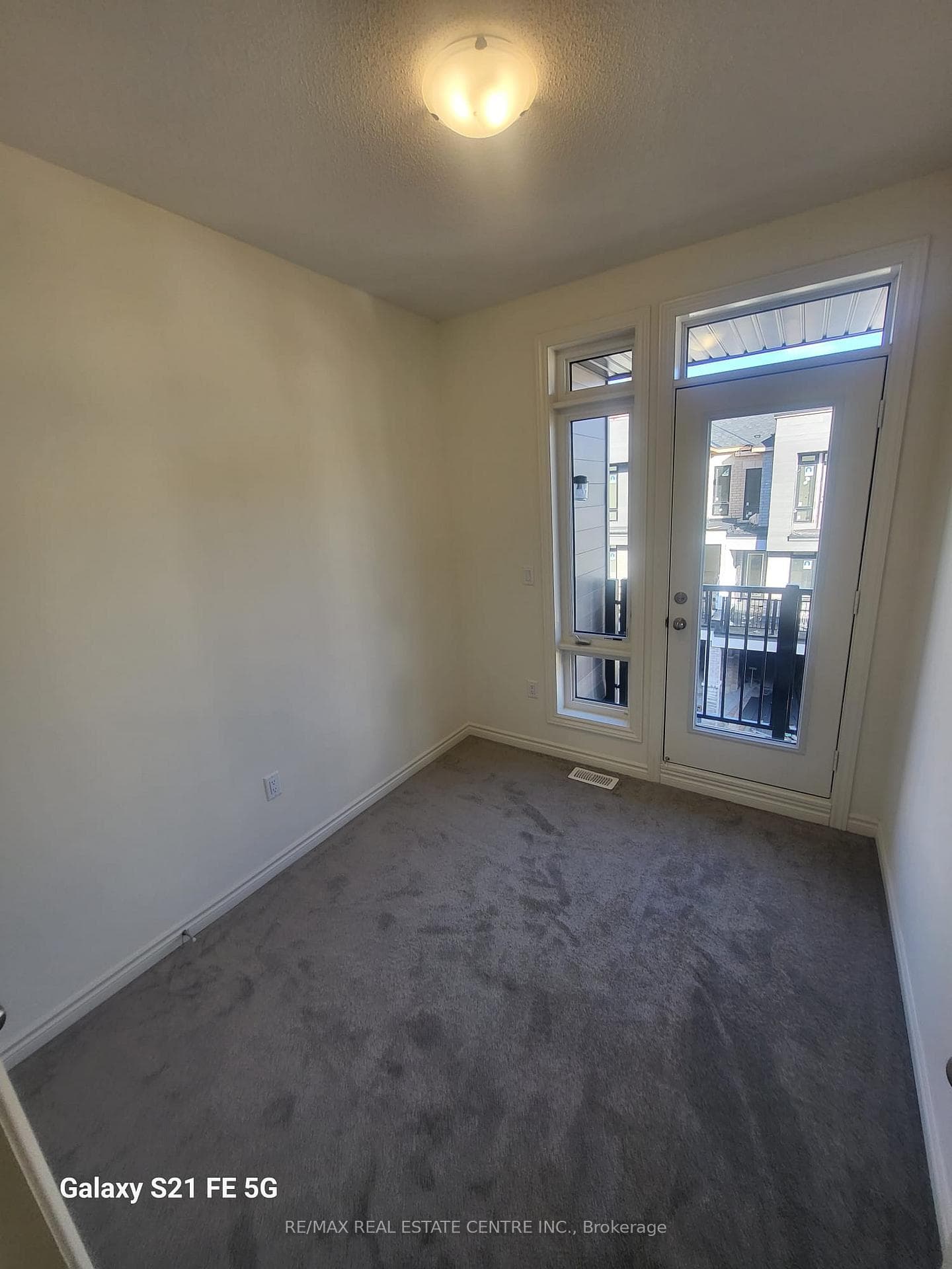 7 Dallotto Lane photo 3