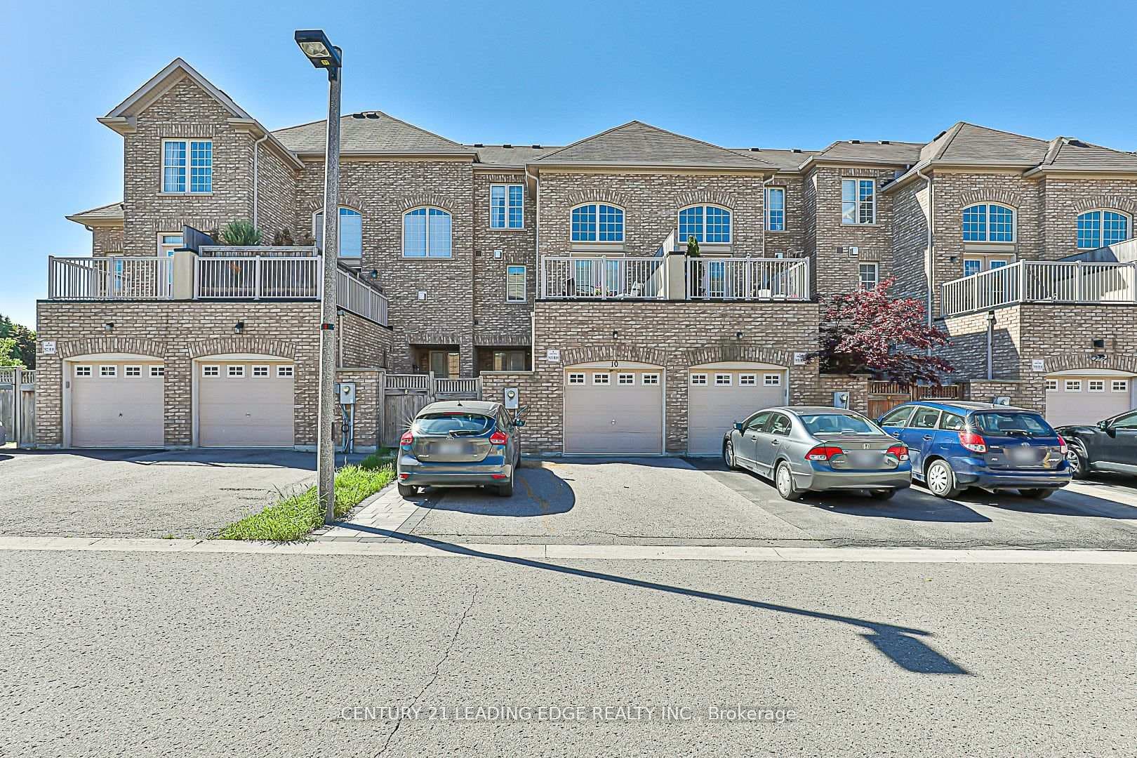 10 TUFO Avenue photo 40