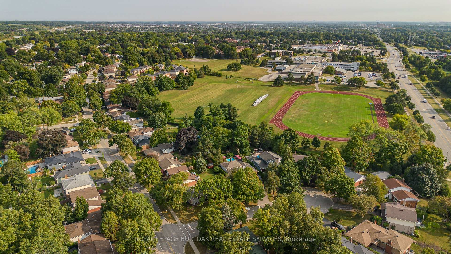 2023 Cheviot Court photo 2