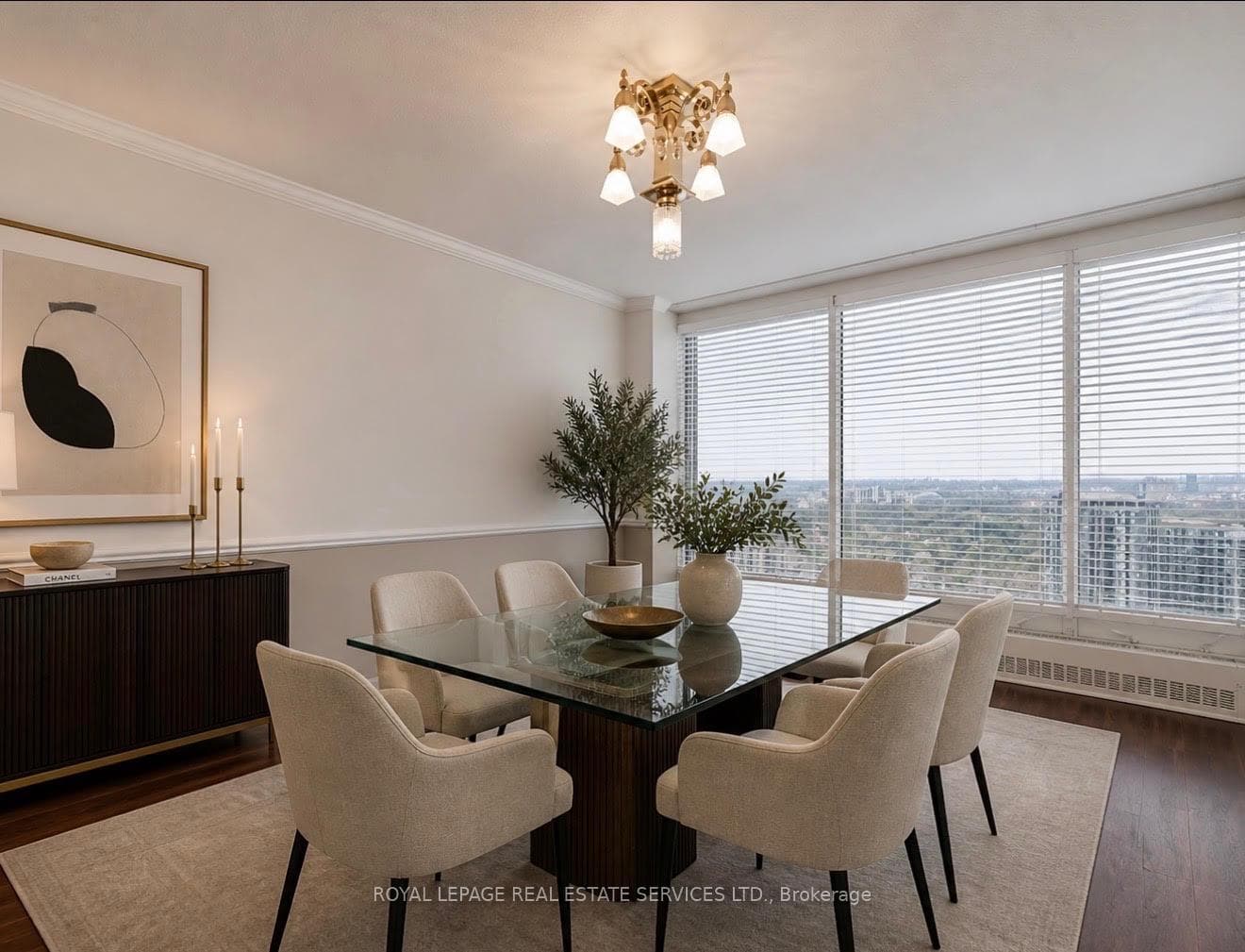 2045 Lake Shore Boulevard Unit 4503 photo 3