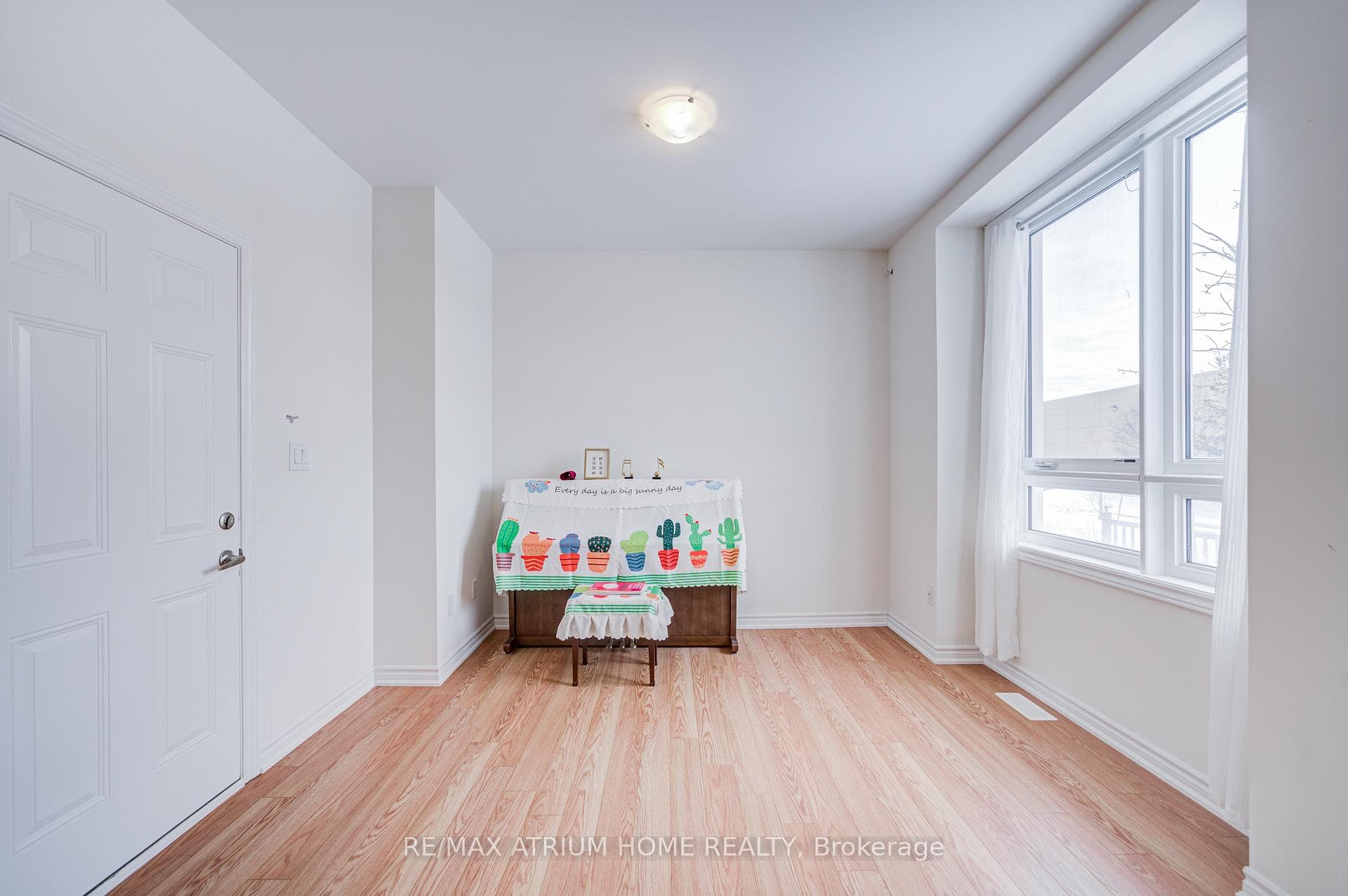 60 Imperial College Lane photo 12