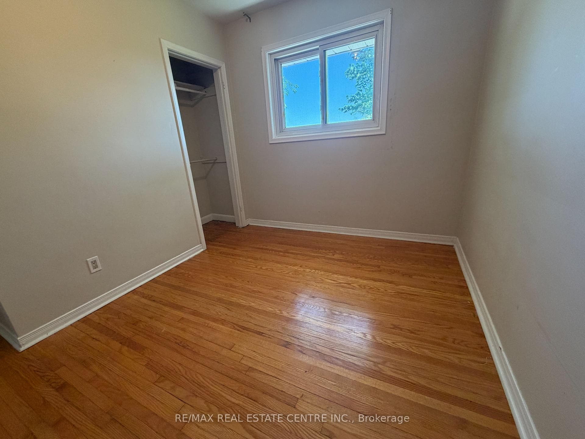 11580 Britannia Road photo 17