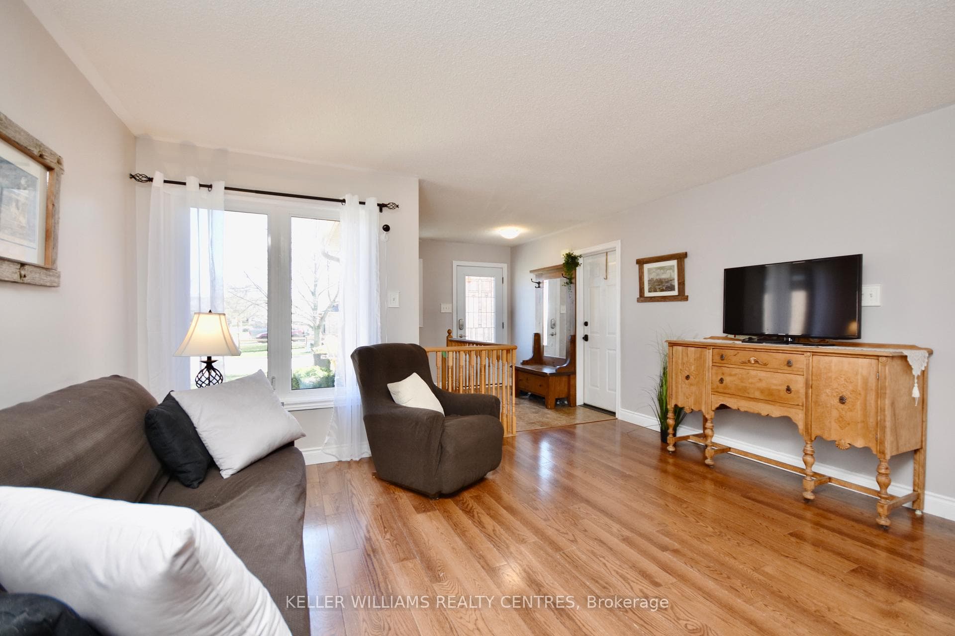 67 Moir Crescent photo 6