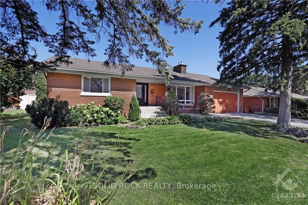 273 ROGER Road photo 1