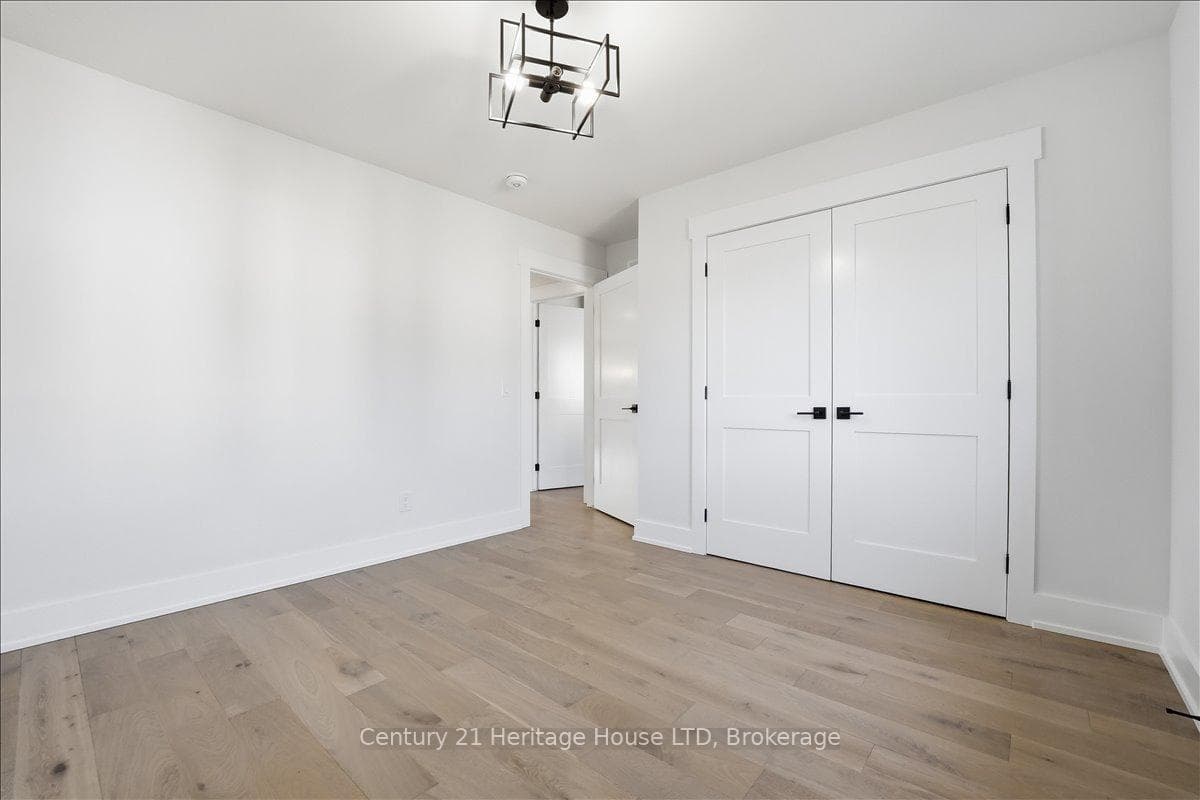 2476 COLANGELO Drive photo 29