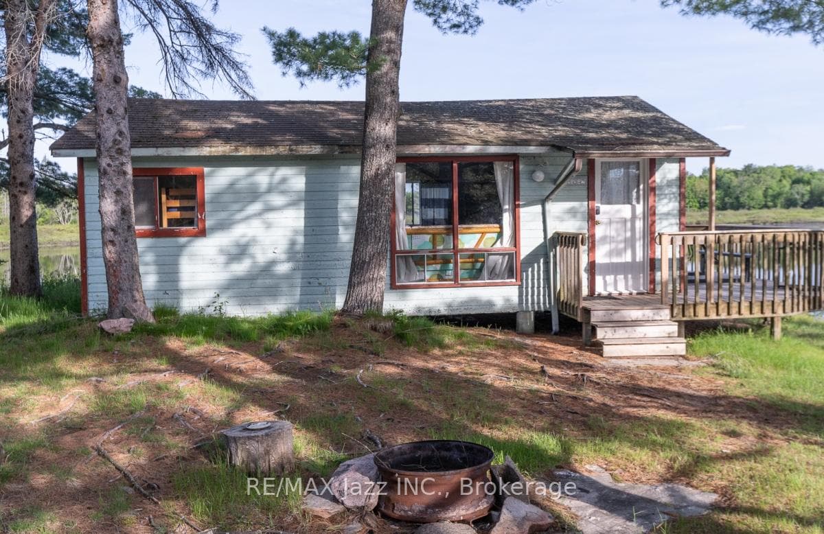 1314 Shebeshekong Road photo 39