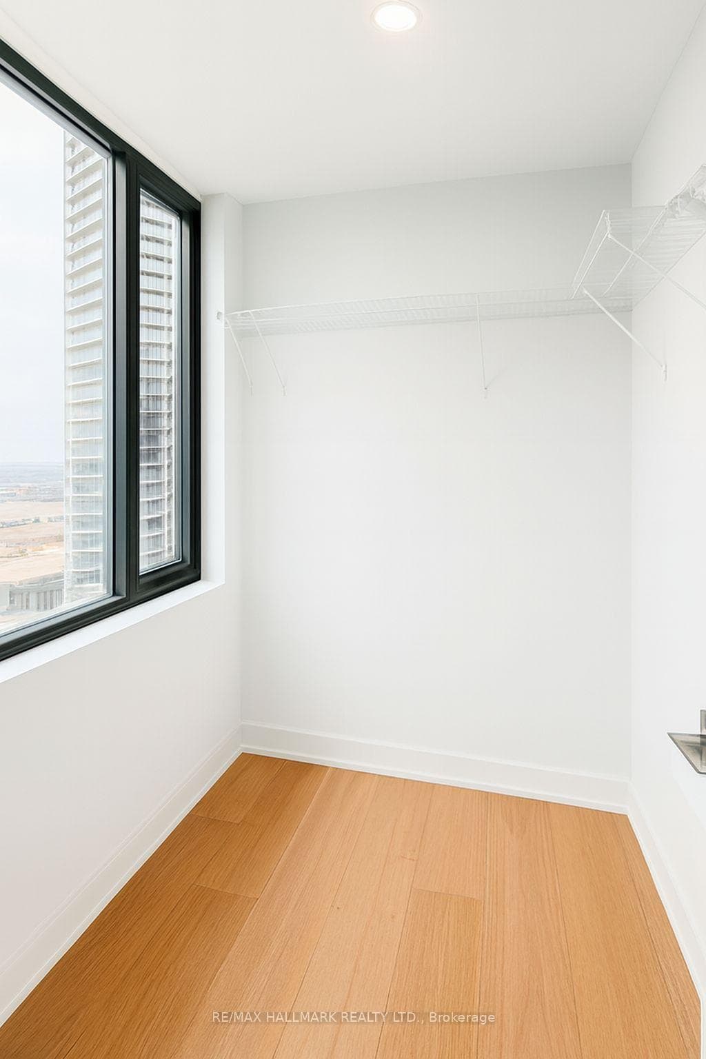 2920 highway 7 Road Unit 602 photo 11