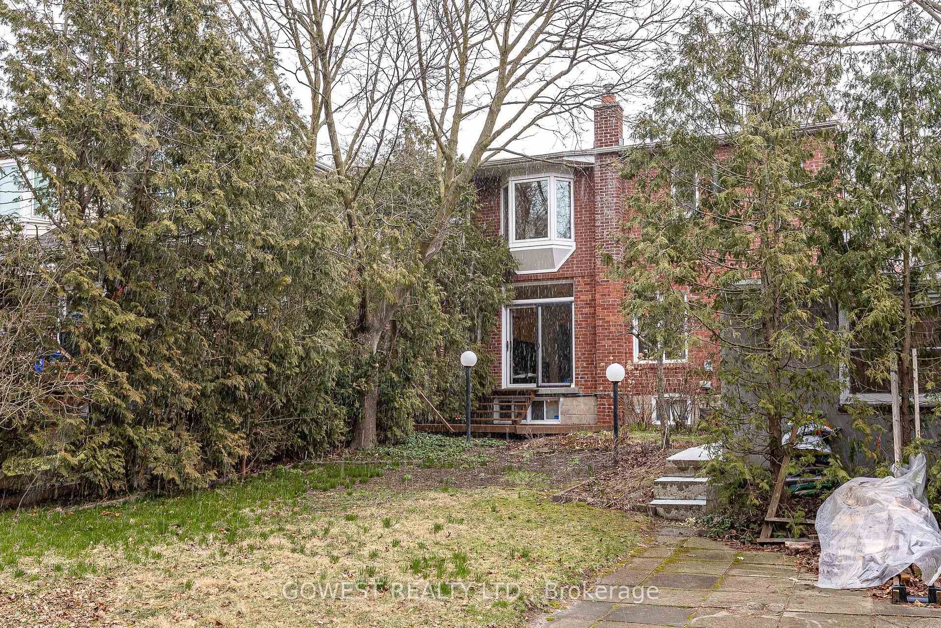 18 Worthington Crescent photo 38