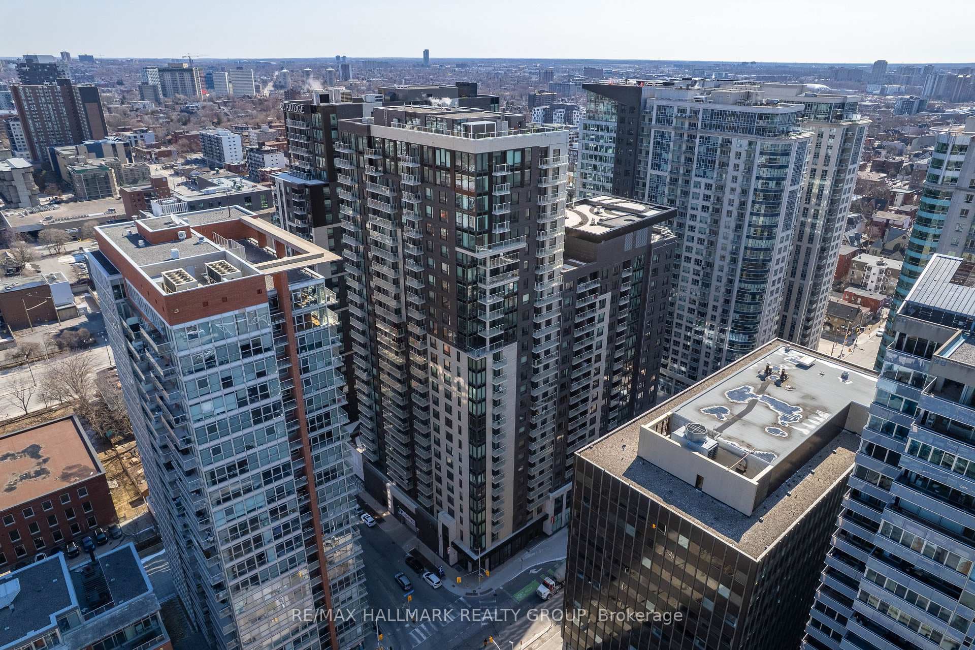 180 George Street Unit 2601 photo 34
