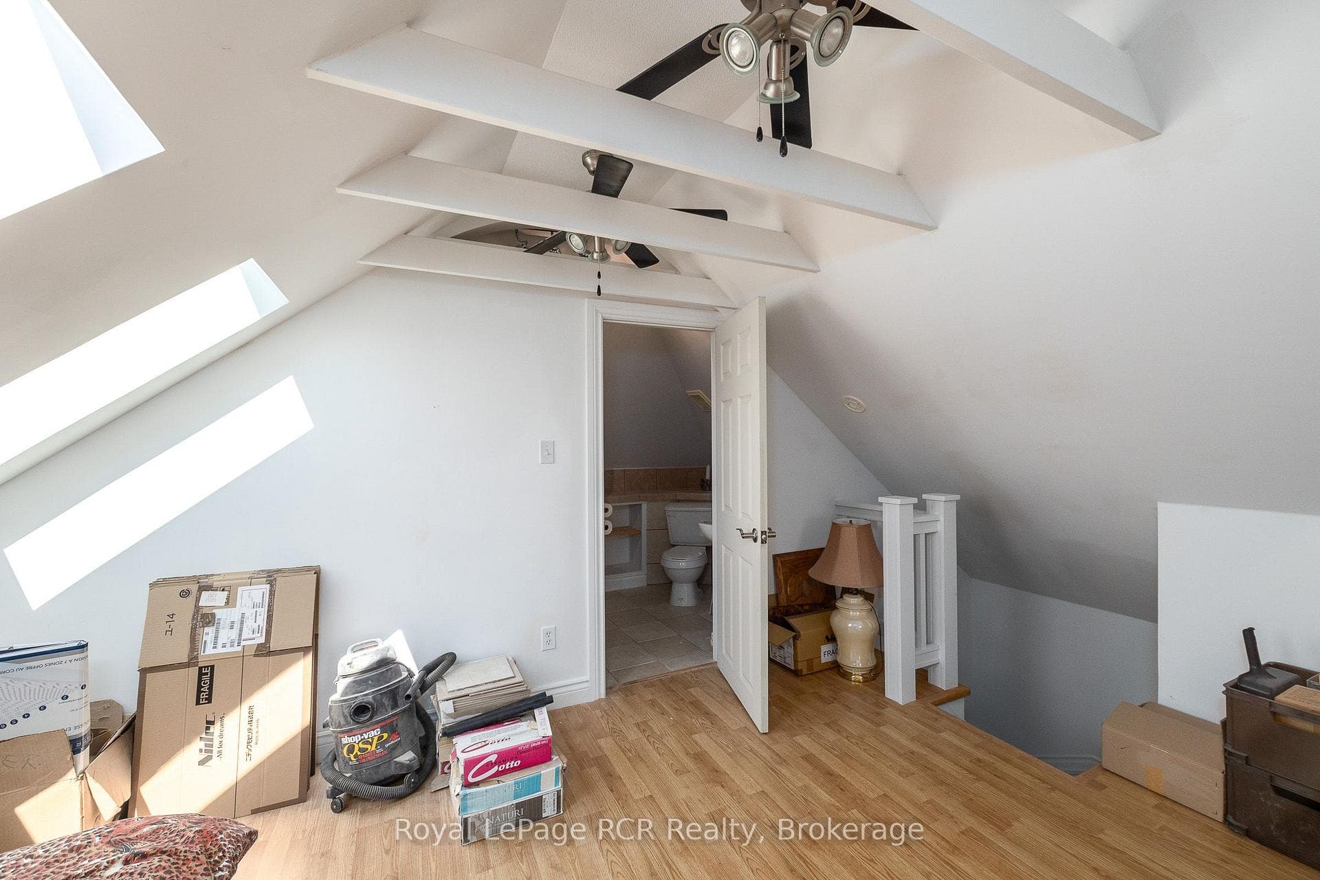 1218 1st Avenue photo 25