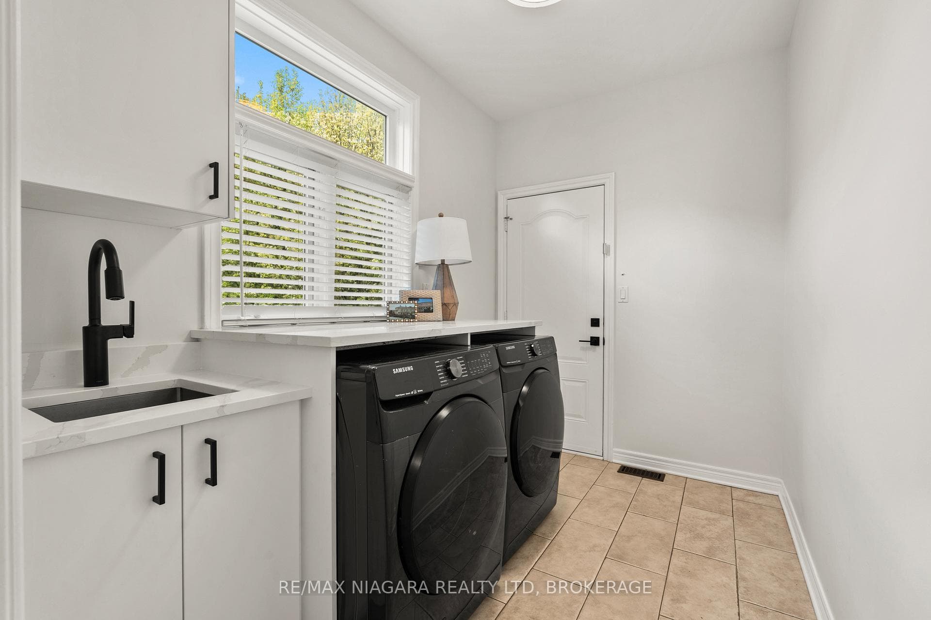 24 Red Haven Drive photo 17