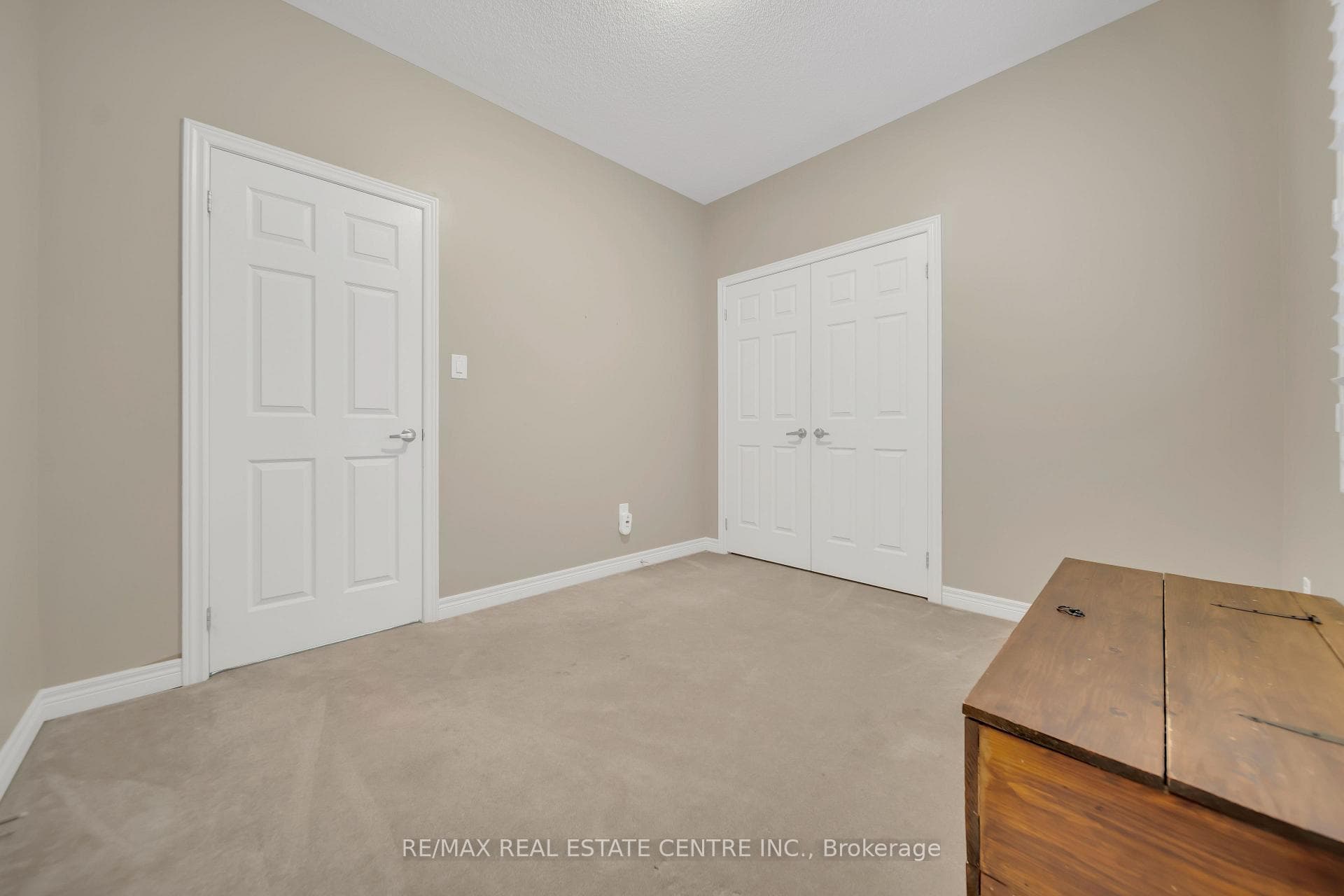 81 Vezna Crescent photo 28