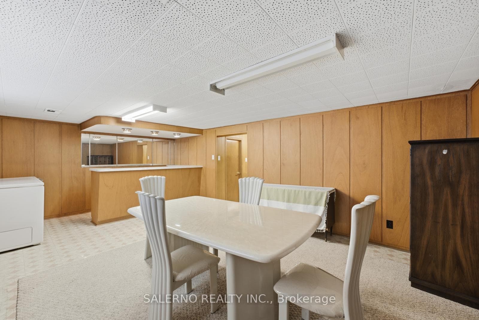 106 Whitburn Crescent photo 30