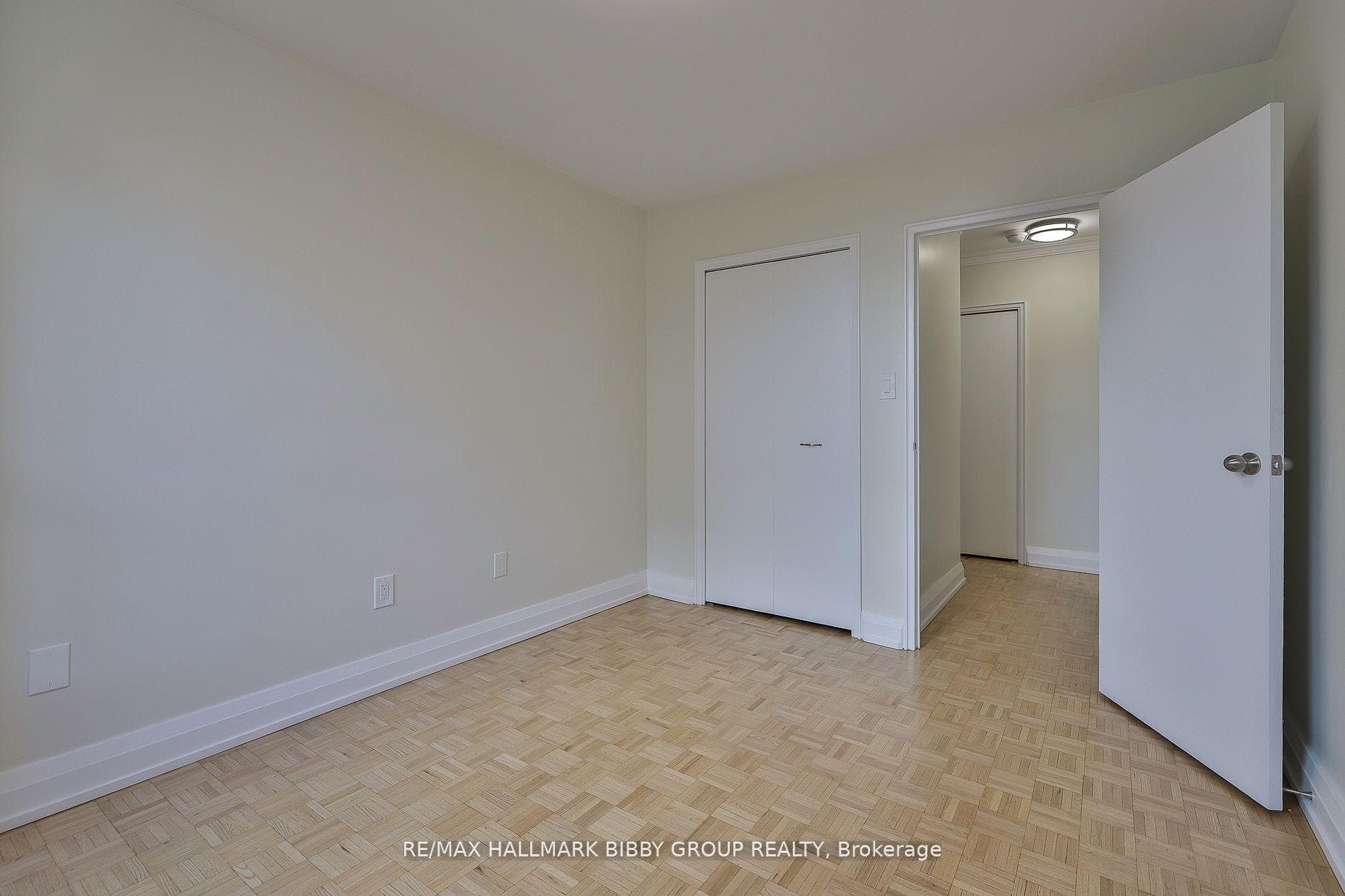 70 Delisle Avenue Unit 607 photo 25