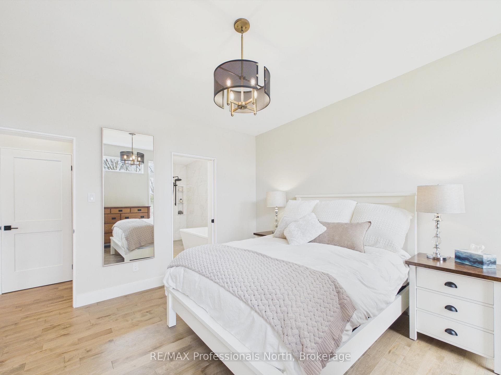 PRIMARY BDRM