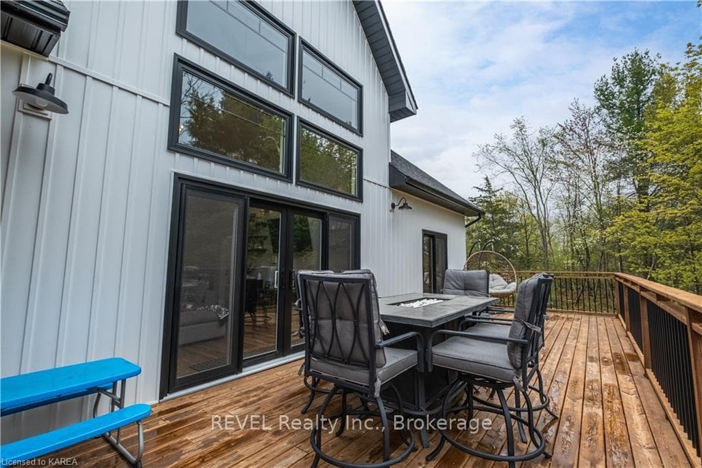 1046 FREEMAN Lane photo 41