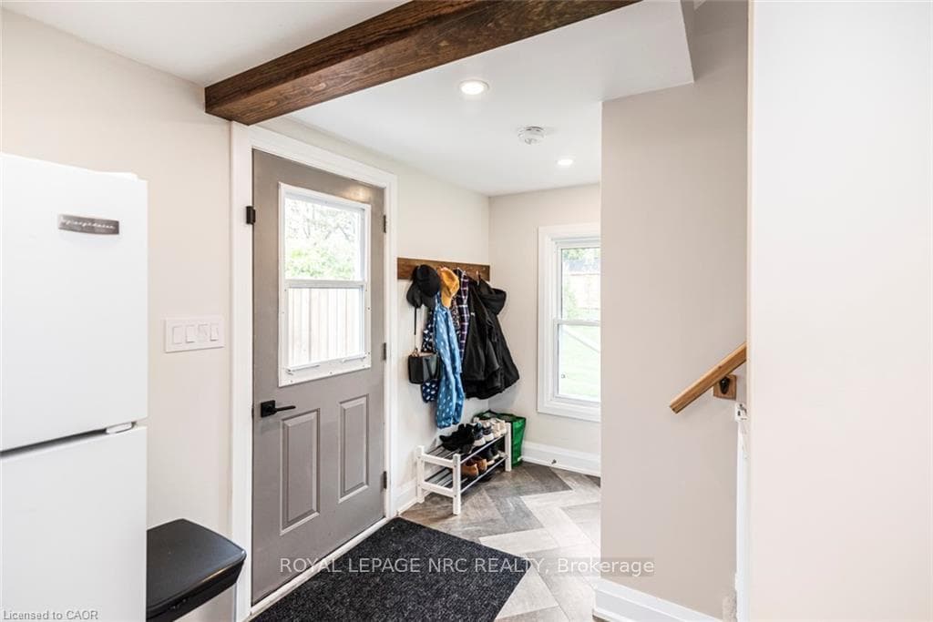 5099 Canborough Road photo 18