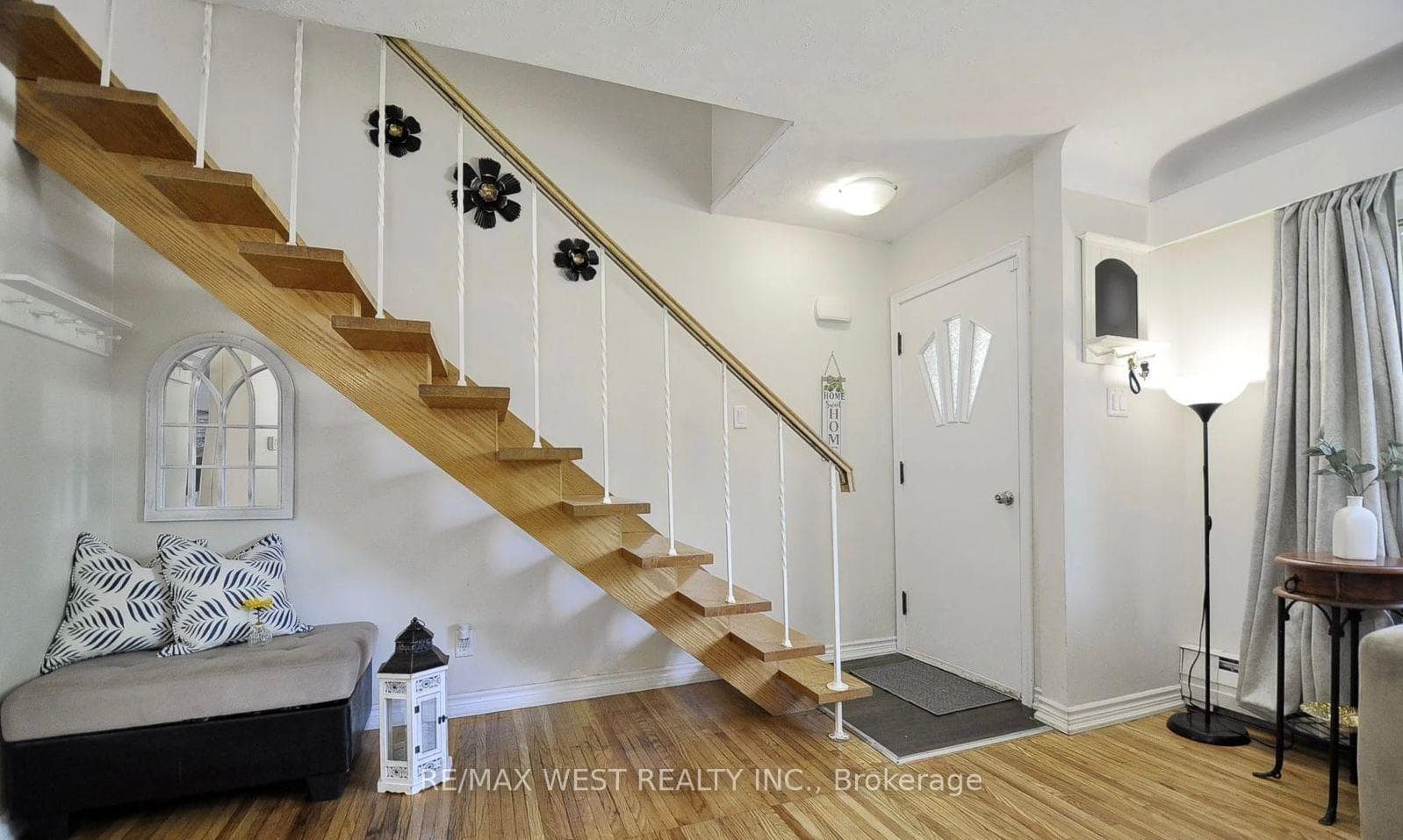 442 Highland Road photo 2
