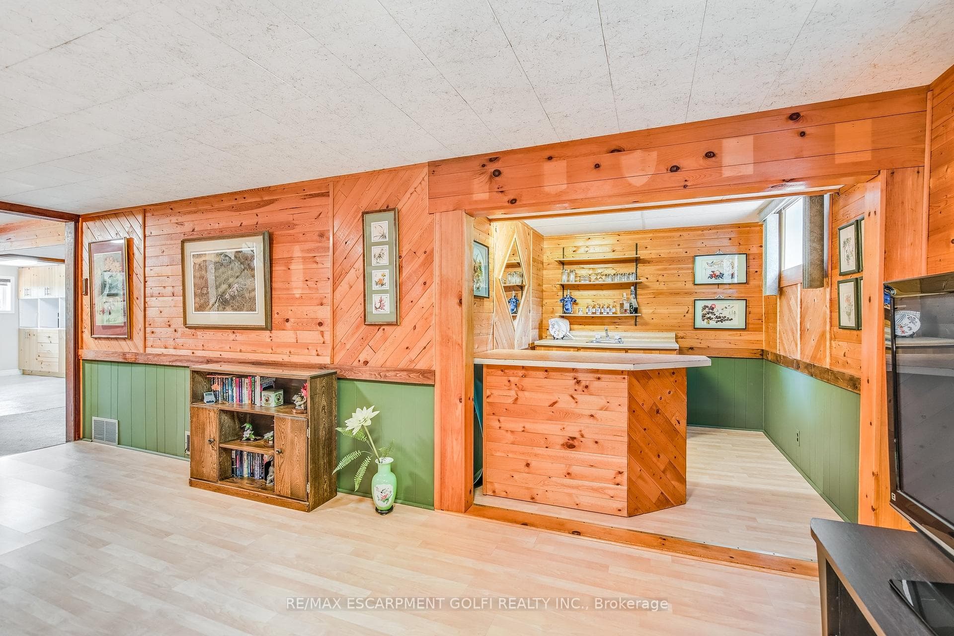 146 CLIFTON DOWNS Road photo 29