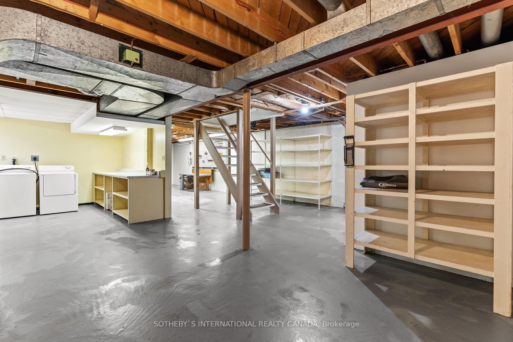 1176 Grange Road photo 18