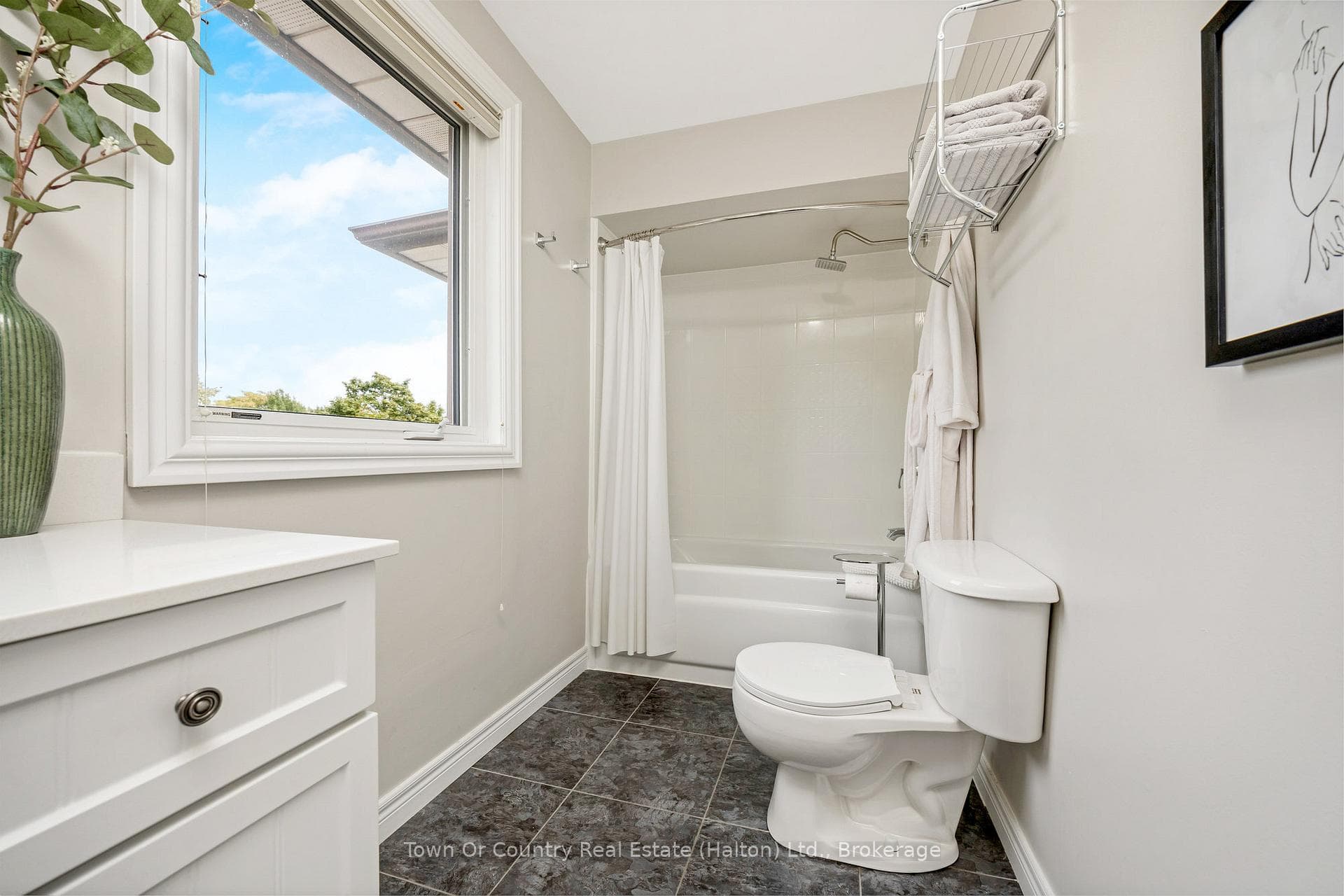 472 White Drive photo 30