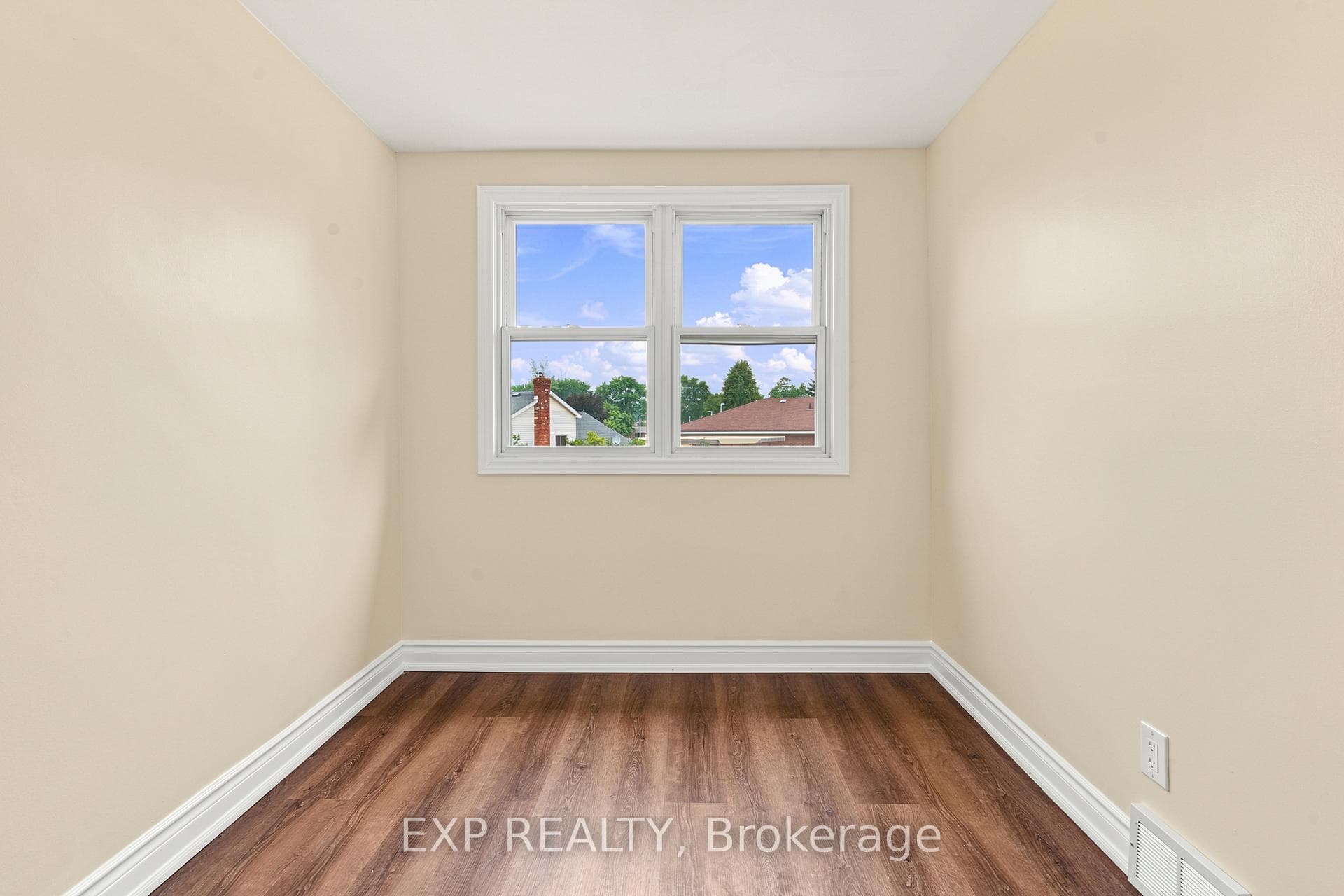 208 Thorold Road photo 21