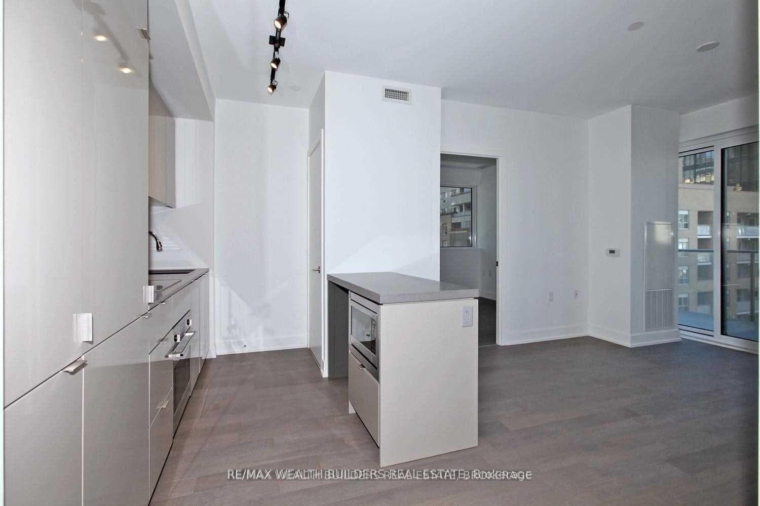 7 Grenville Street Unit 1103 photo 9