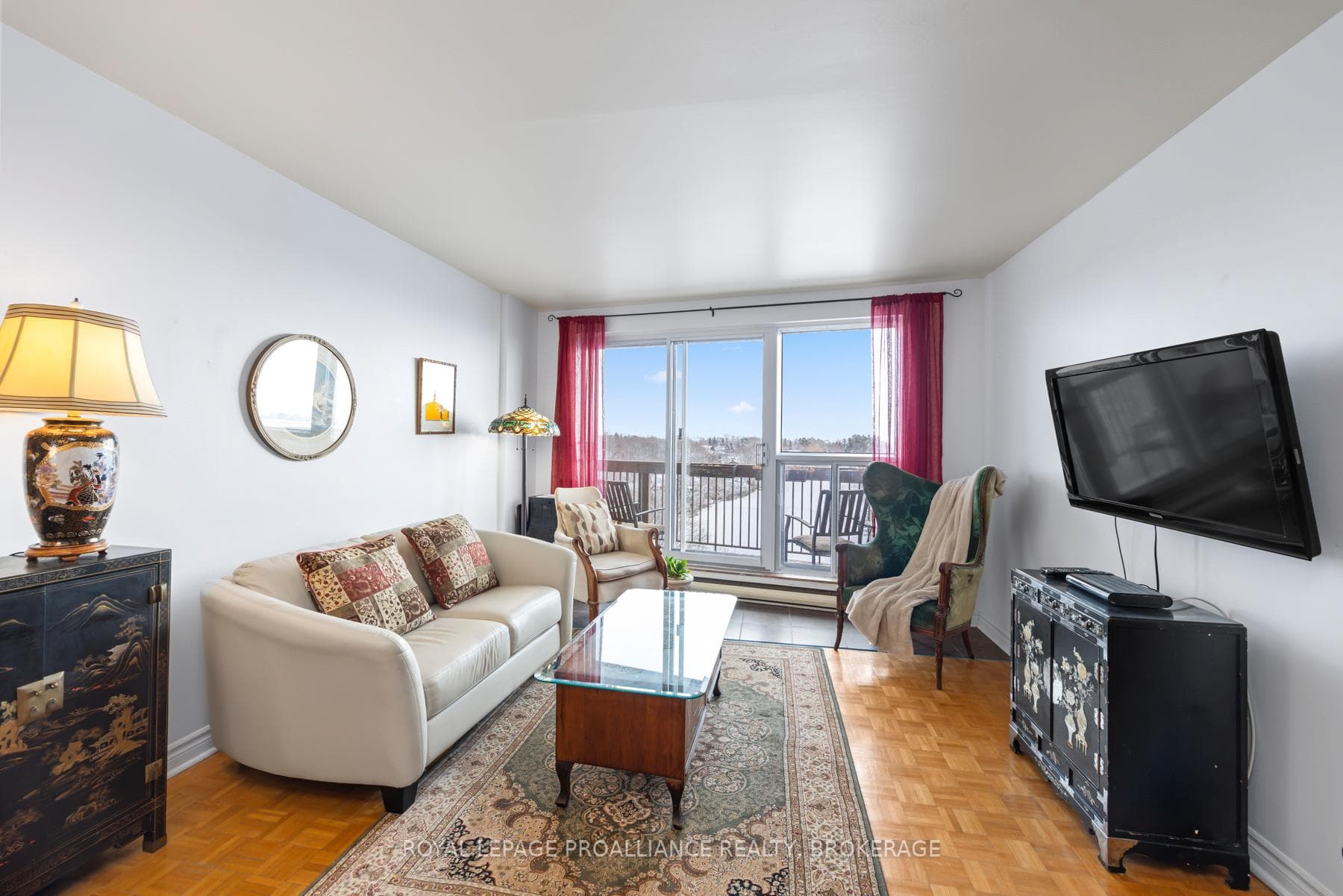 66 Greenview Drive Unit 1006 photo 9