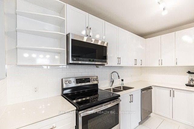 82 Maitland Street Unit 1 photo 4