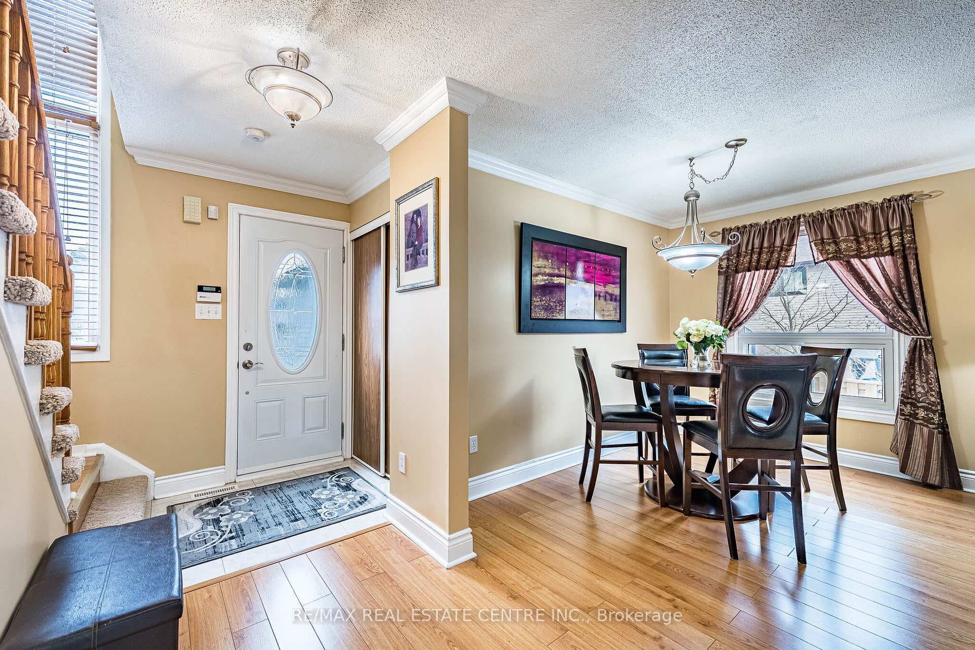 1 Northgate Boulevard photo 3