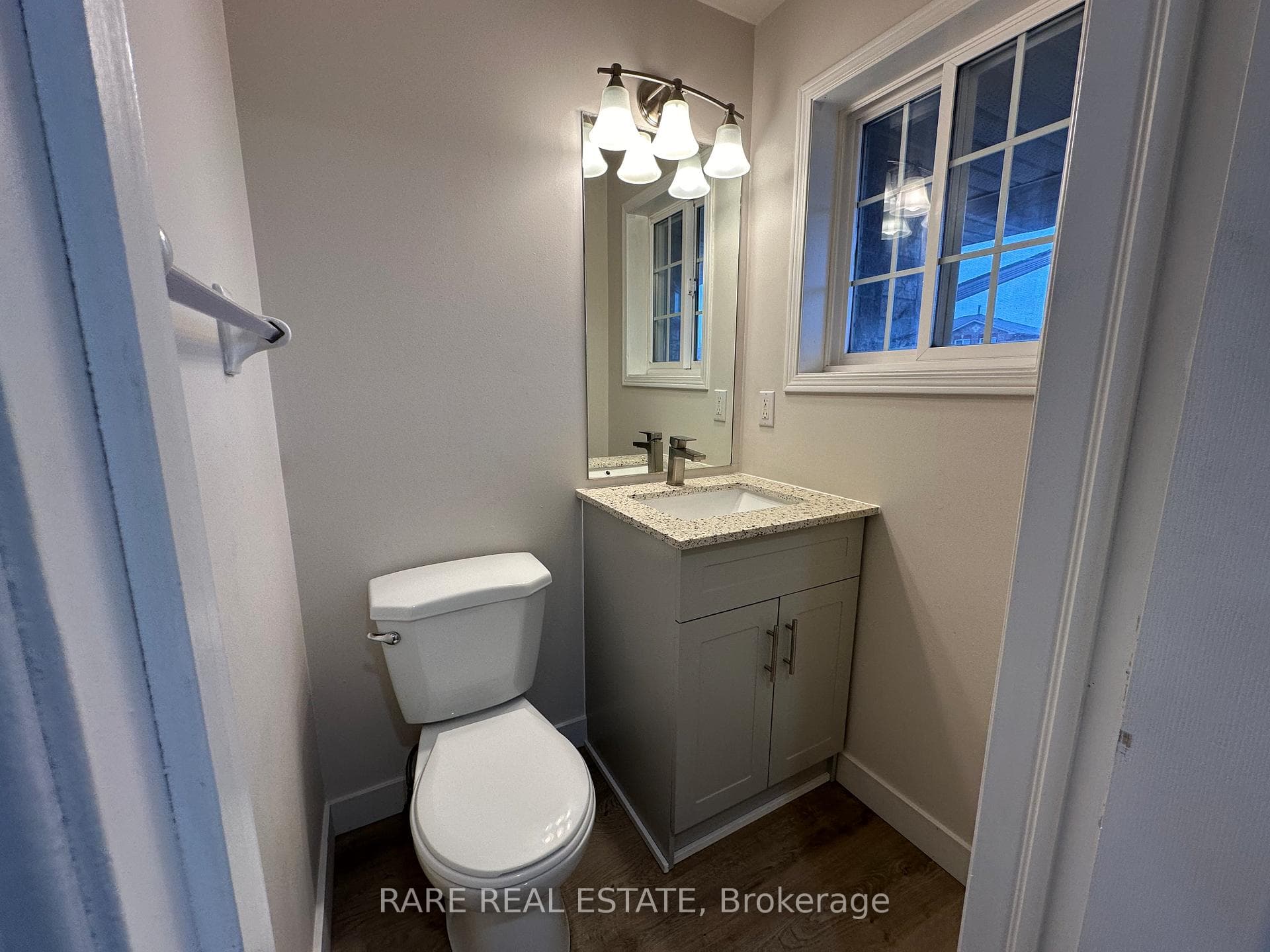 253 Dunsmore Lane photo 3